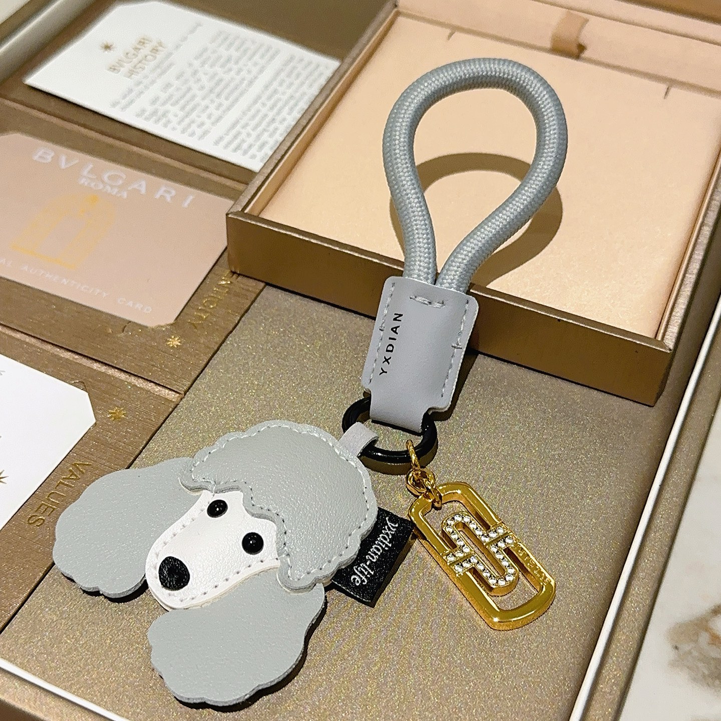 YXDIAN キーホルダー ペット ドッグ型 グレー 🐶 1色入