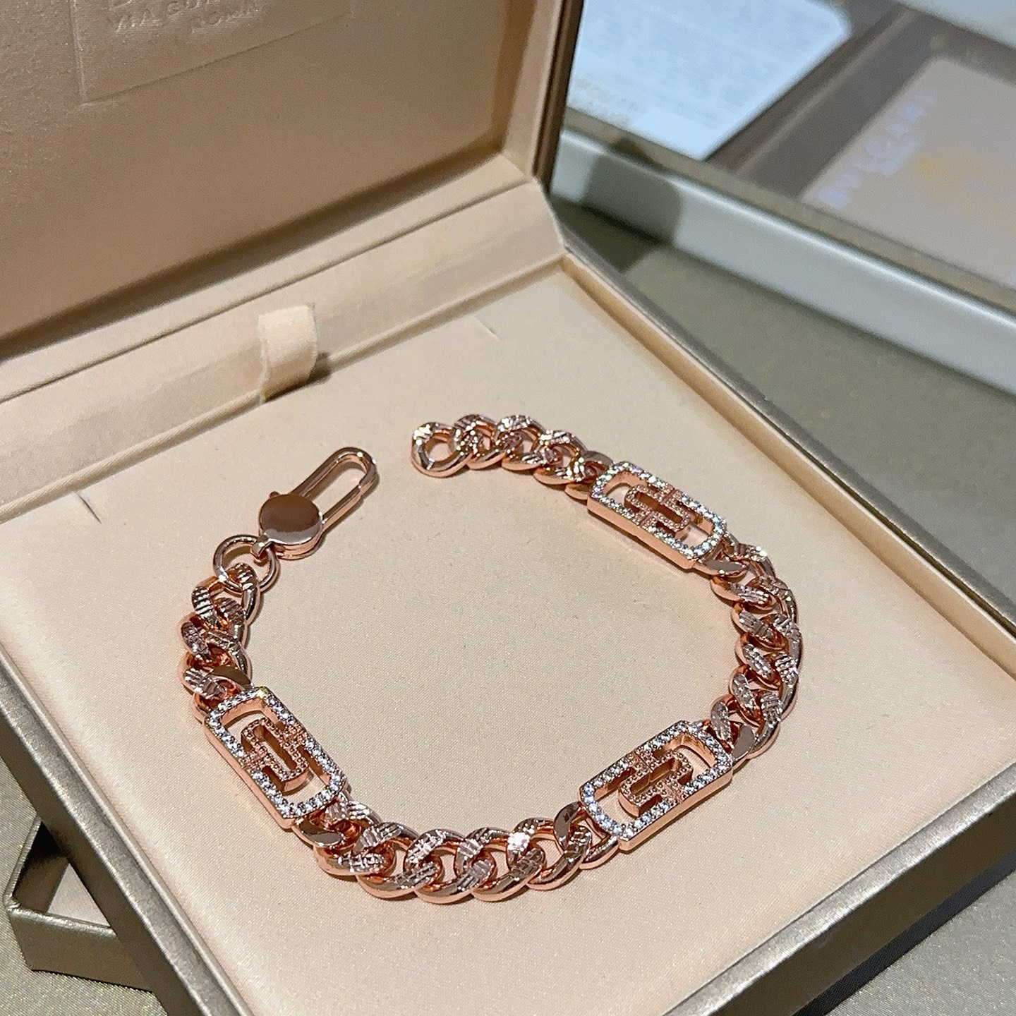BVLGARI ブレスレット ローズゴールド 1色入 💎