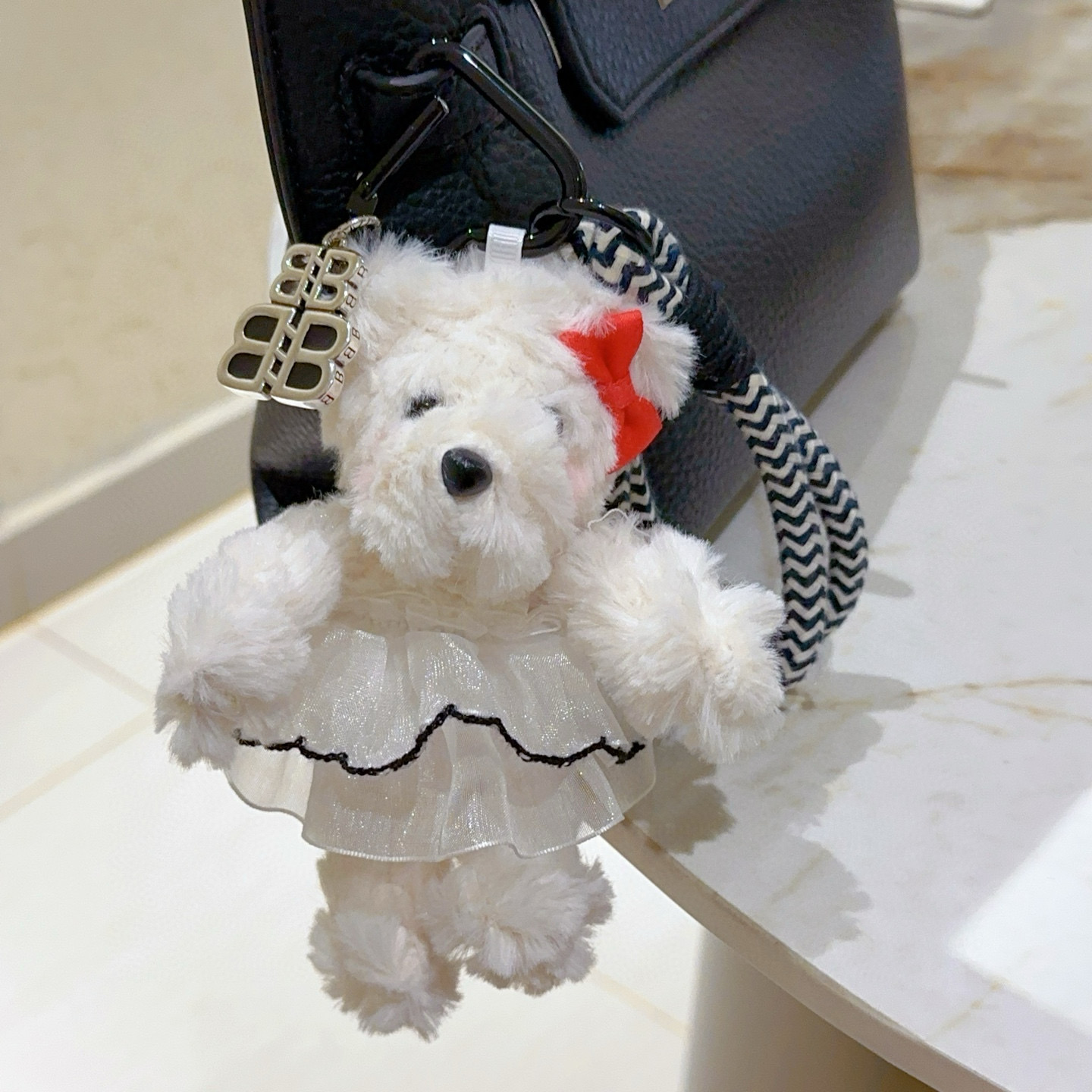 BALENCIAGA ベア キーホルダー ロゴ ピンクリボン 1色入 🧸