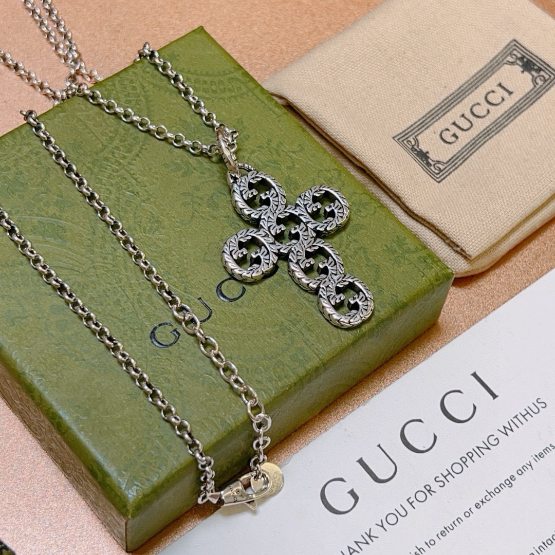 GUCCI クロス ネックレス 4色入 💎