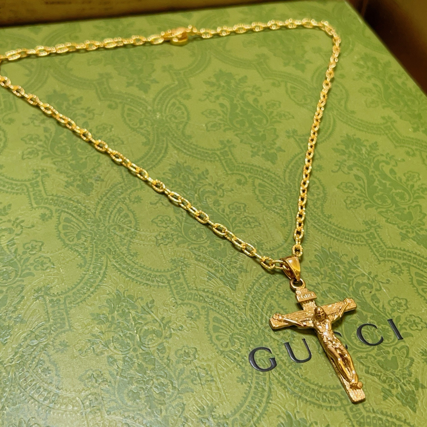 GUCCI クロス ネックレス 1色入 💎
