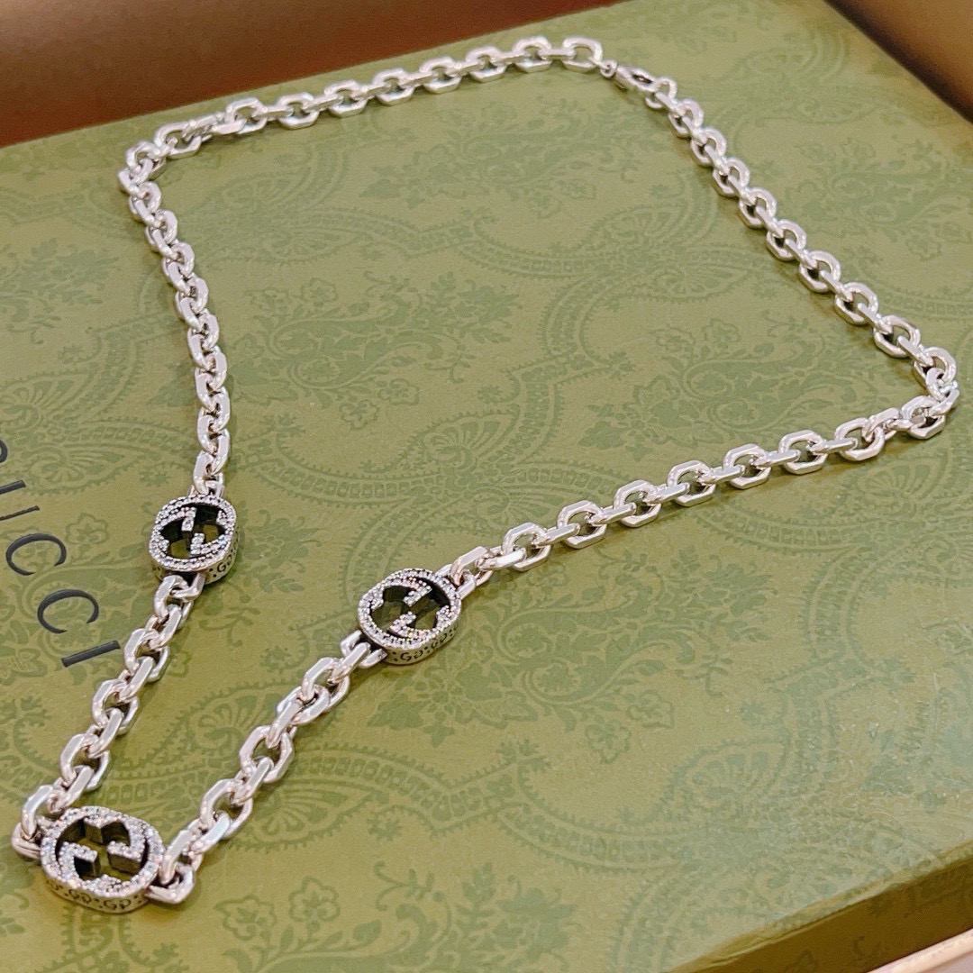 グッチ ネックレス シルバー 3色入 💎