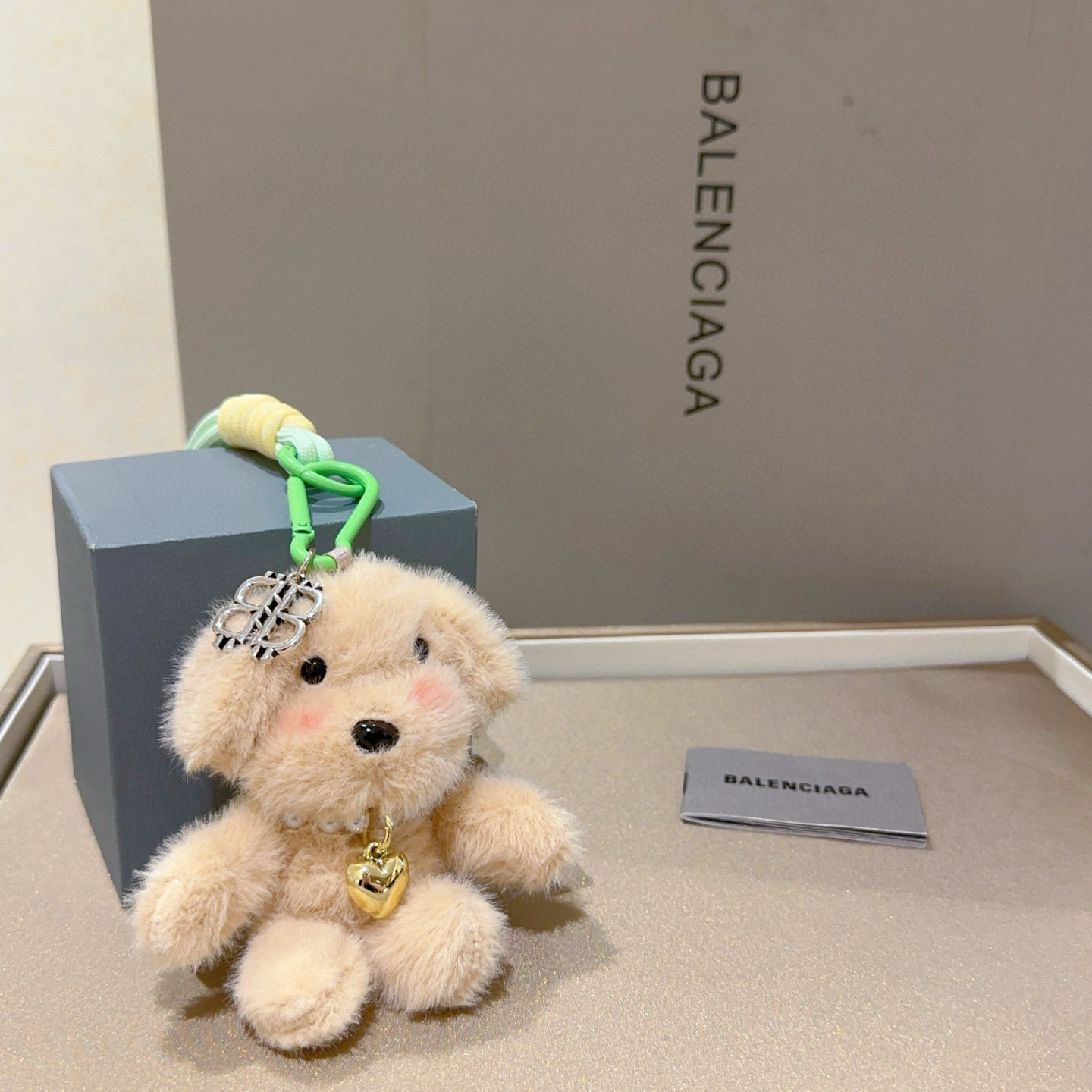 BALenciaga ペット ドッグ チャーム 2色入 🐶 キーホルダー 1個入