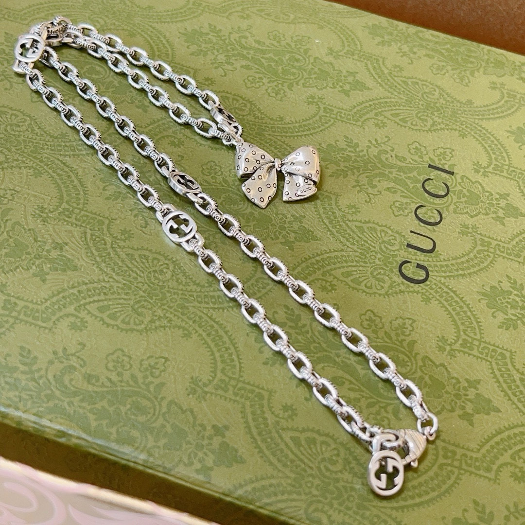 GUCCI ネックレス ポイズンボウ 1色 🎁