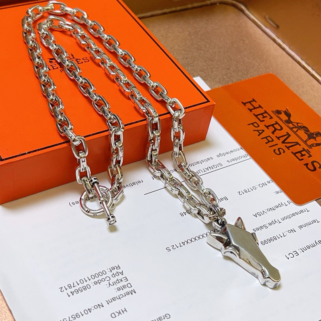HERMES ネックレス 馬の頭 メンズ シルバー 1色入 💎