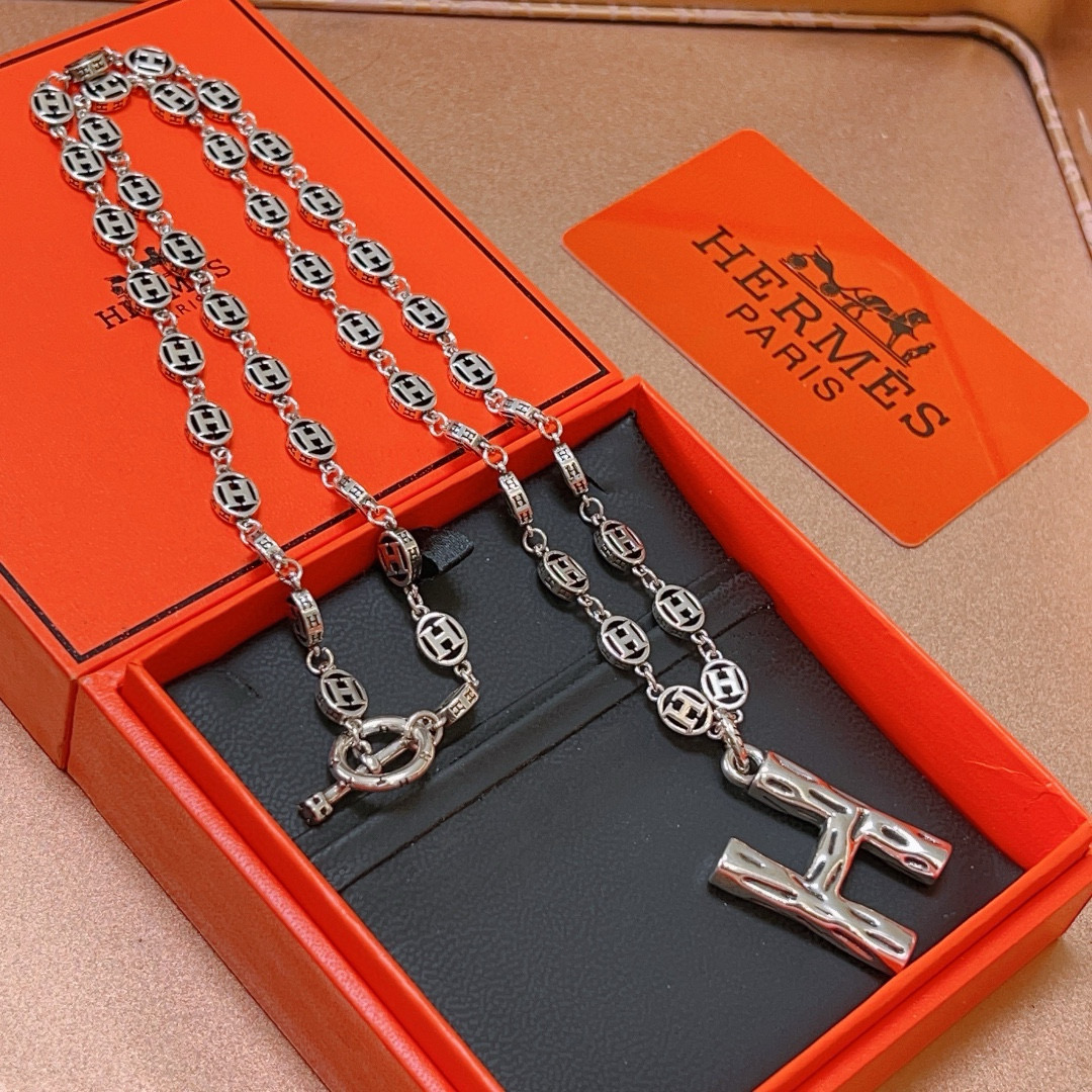 エレガントな HERMES ネックレス 1色入 💎