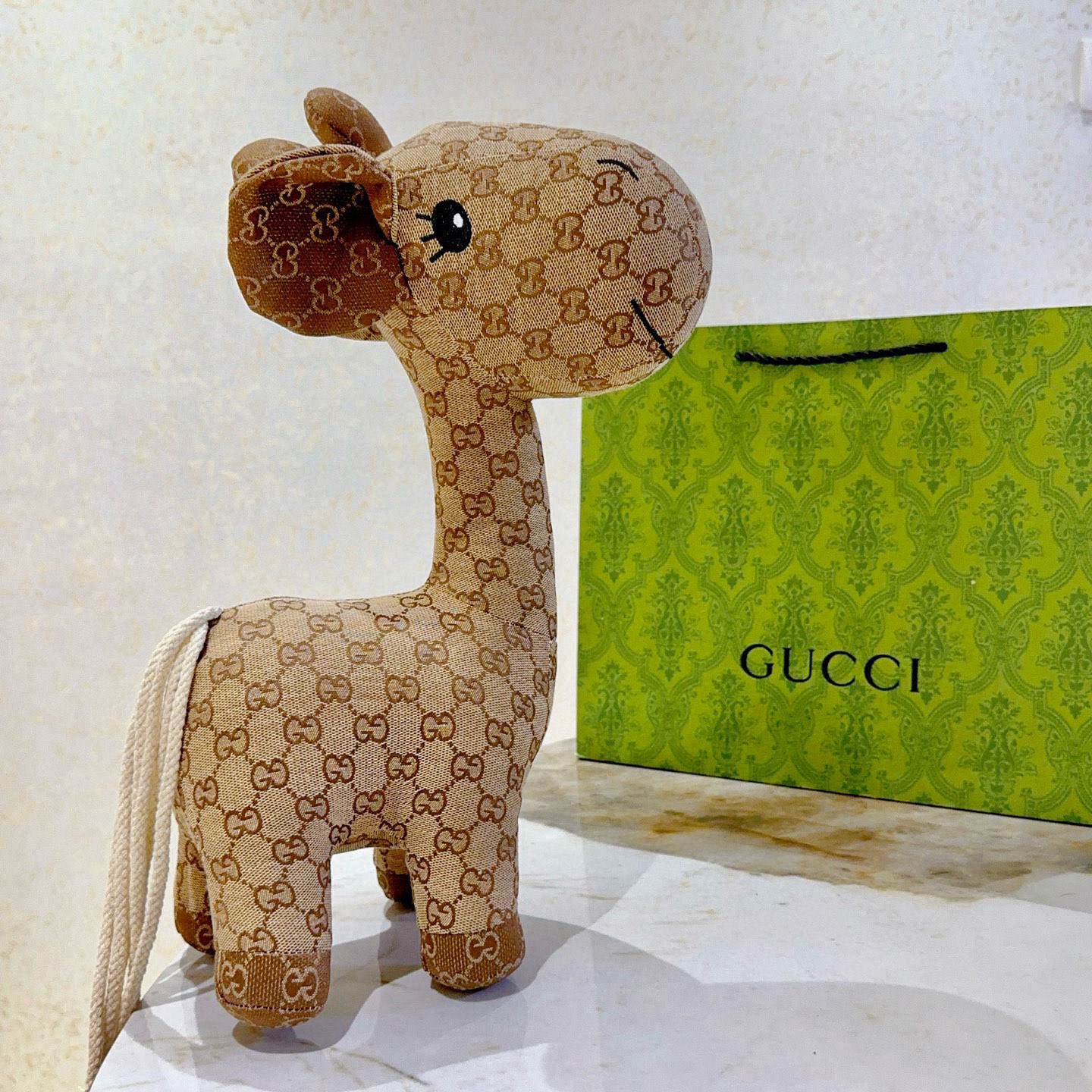 GUCCI グッチ ブランド ミニ ギラフ インテリア デコレーション かわいい 🐄