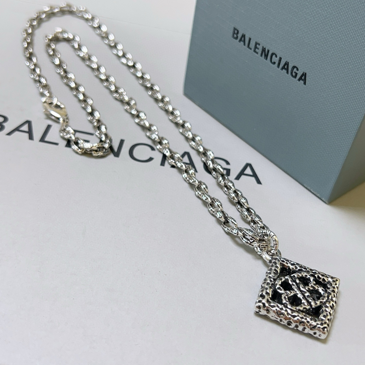 BALenciaga ネックレス メンズ シルバー 1色入 💎