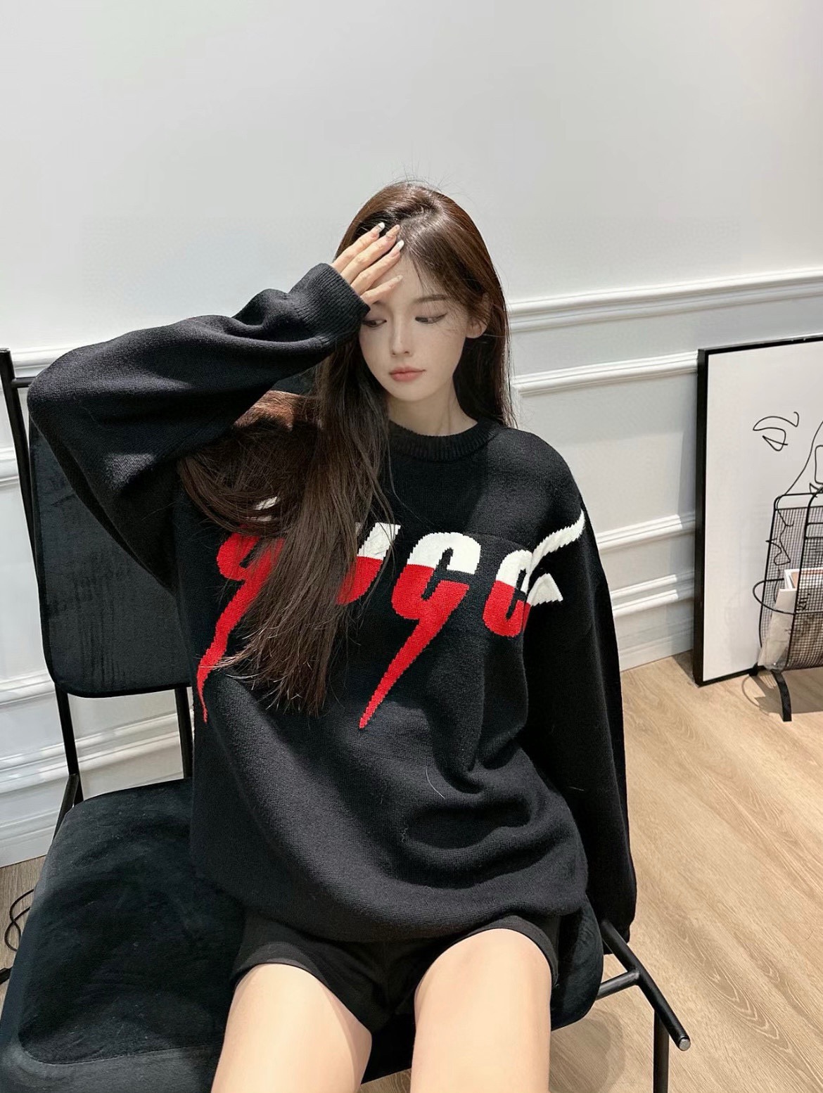 GUCCI ニット 4色入 オーバーサイズ ロゴデザイン 黒 - 画像 2