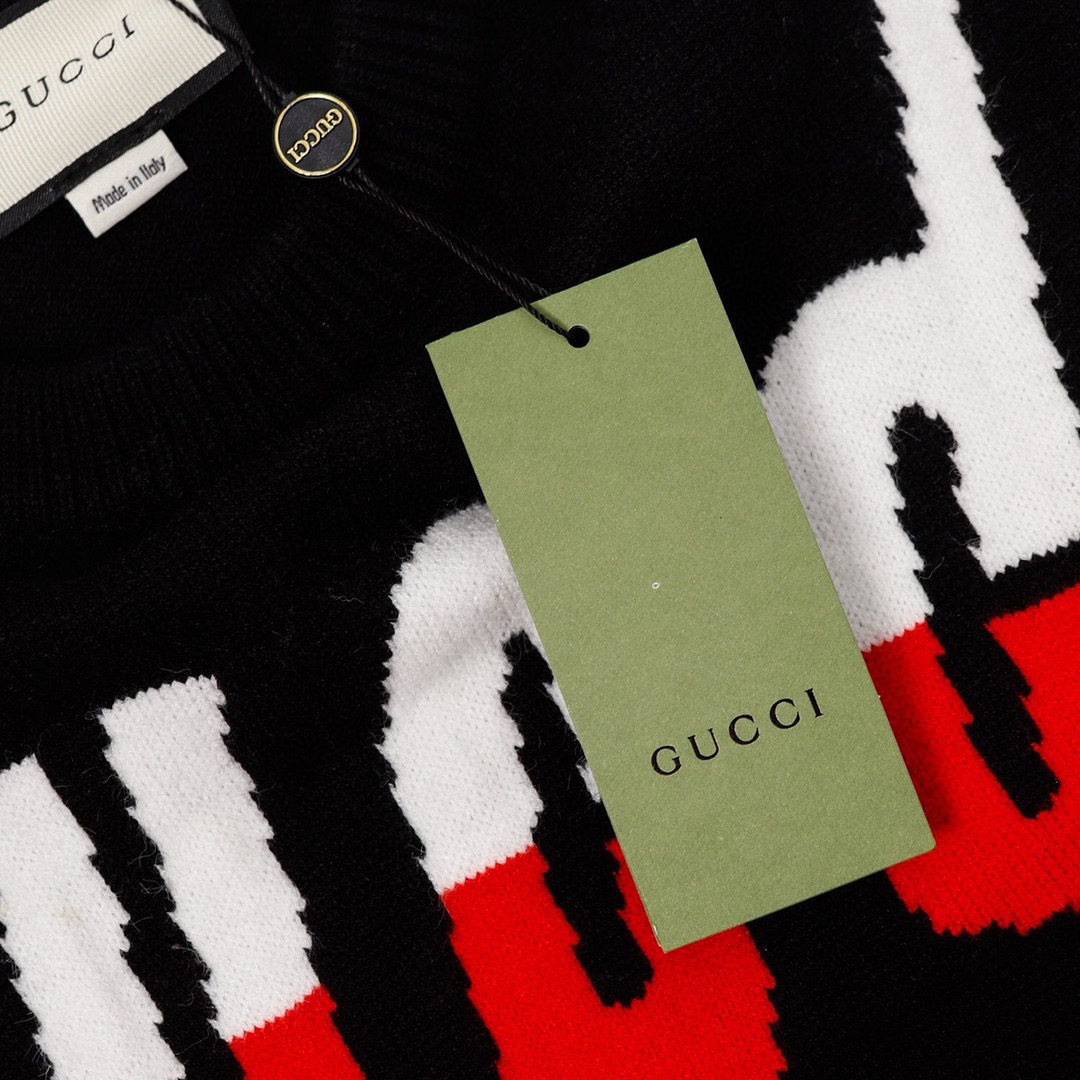 GUCCI ニット 4色入 オーバーサイズ ロゴデザイン 黒 - 画像 6