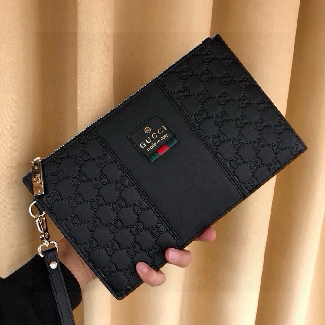 GUCCI ワンジップ マネークリップ 黒 1色入