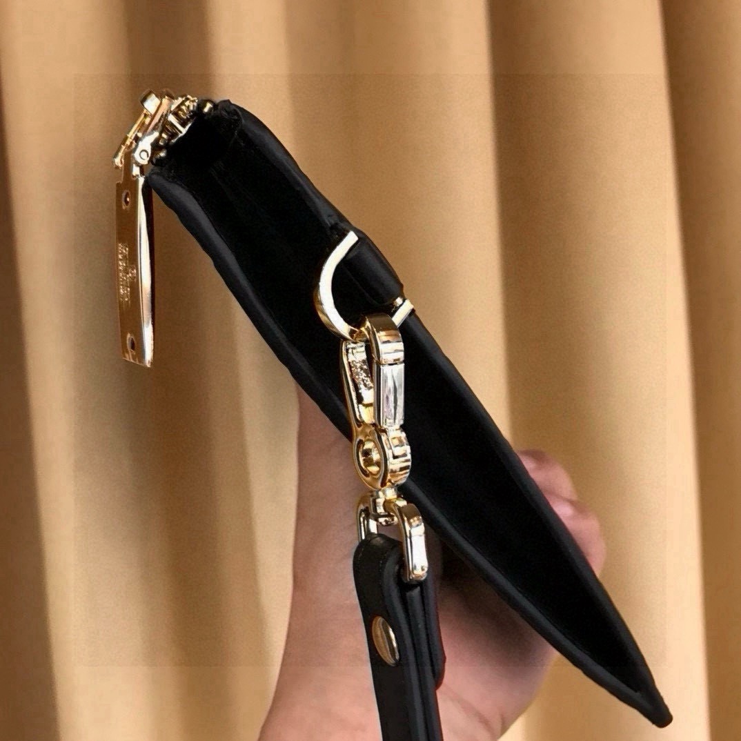 GUCCI ワンジップ マネークリップ 黒 1色入 - 画像 6