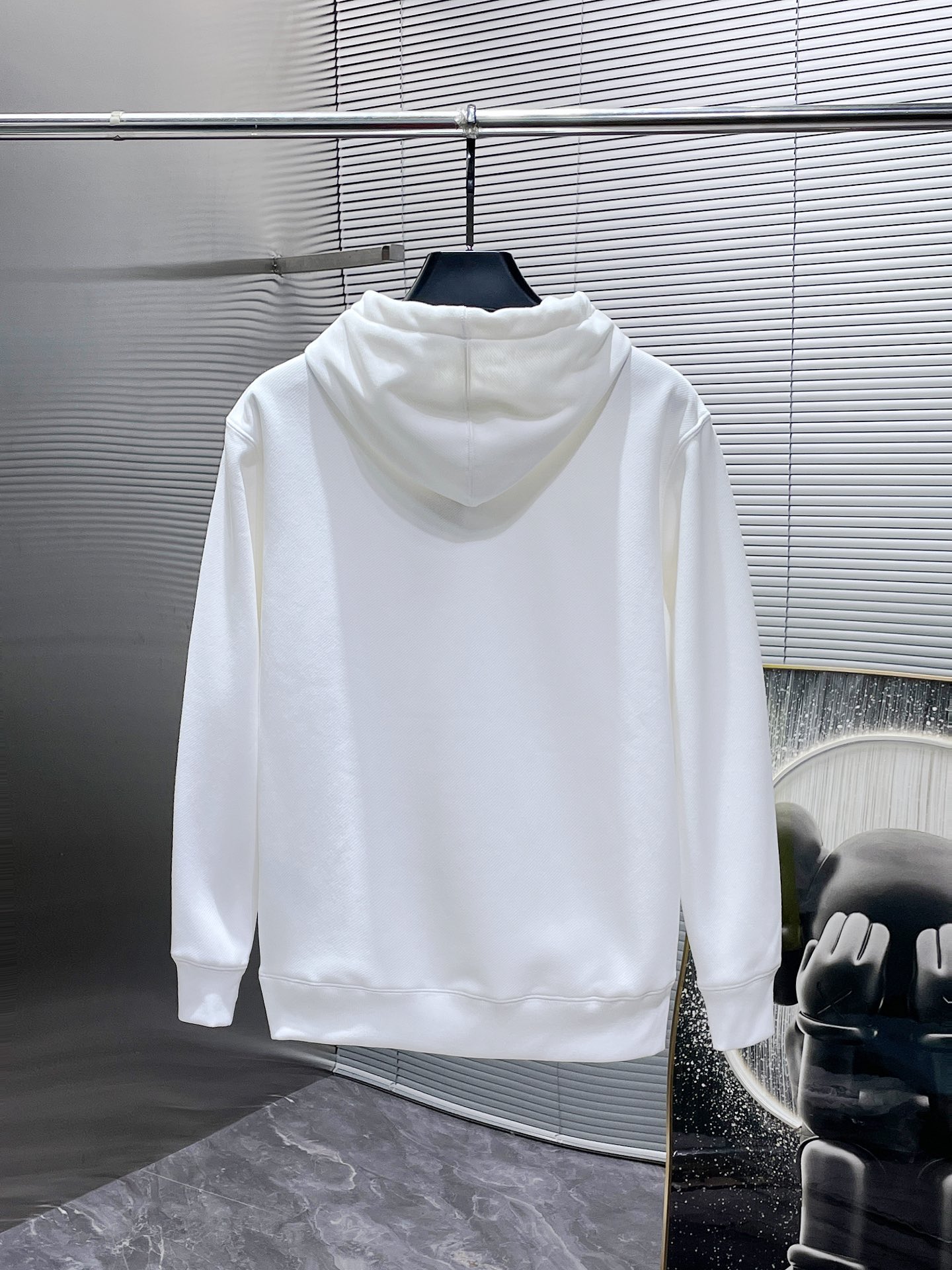 GUCCI ロゴプリント フーディー 2色入 - 画像 3