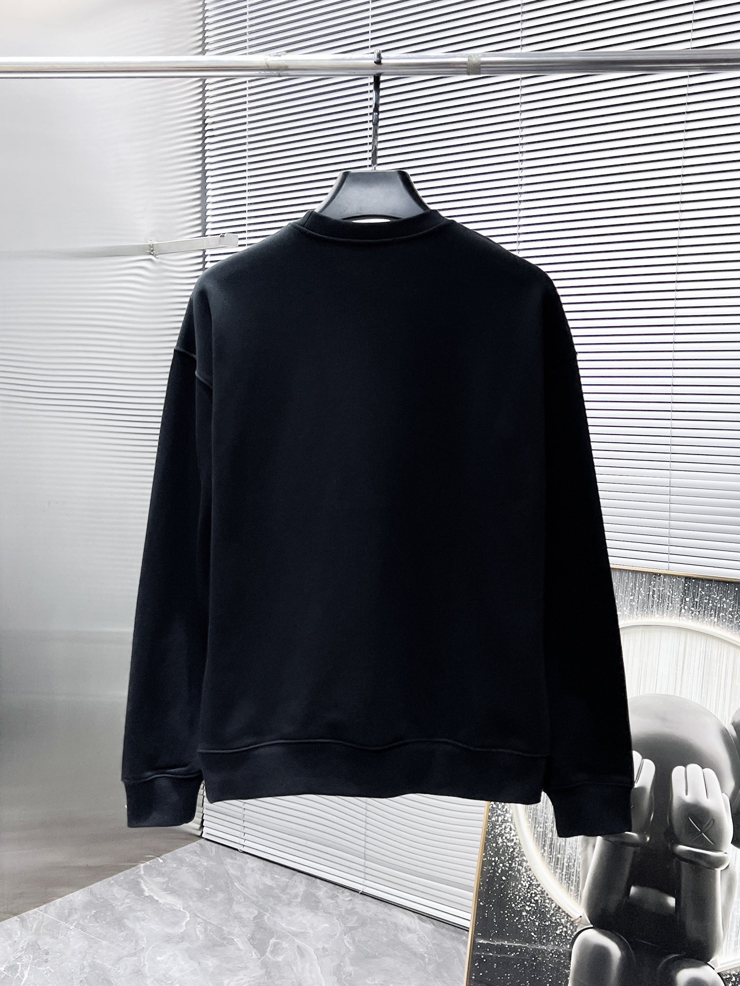 GUCCI ブランド メンズスウェットシャツ 黒 1色 - 画像 2