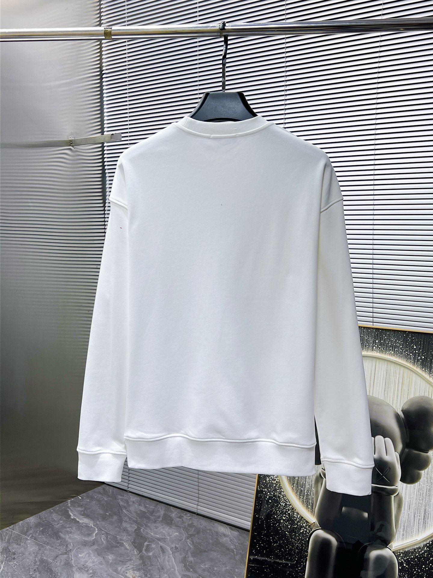 GUCCI ロゴプリントスウェットシャツ 2色入 - 画像 3