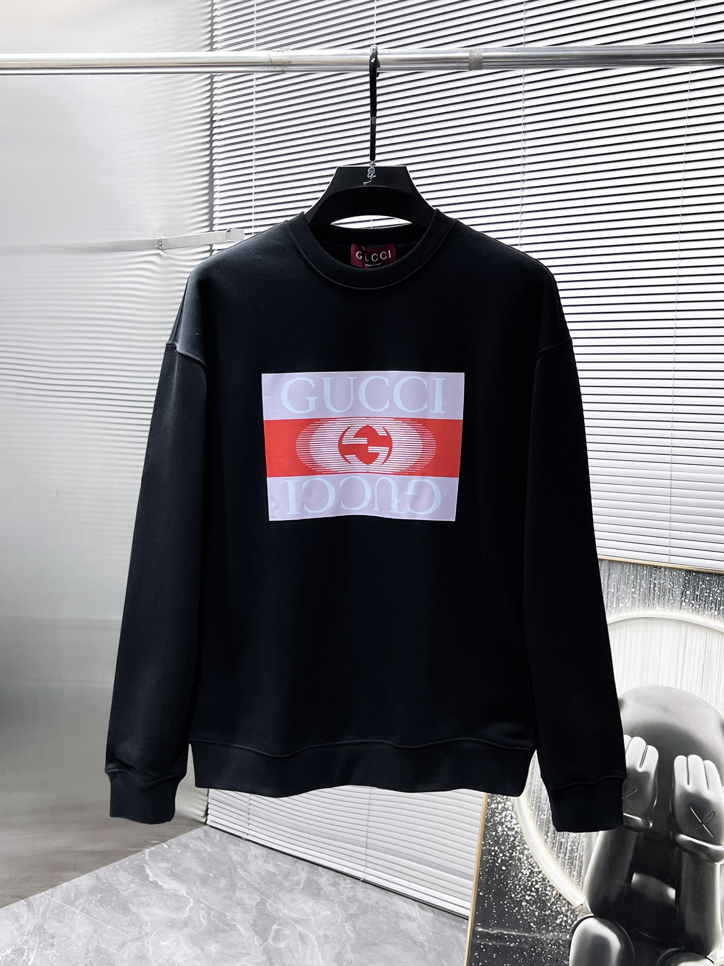GUCCI ロゴプリントスウェットシャツ 2色入