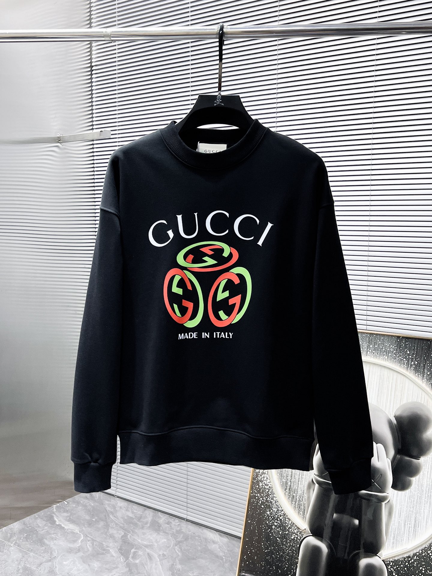 GUCCI ロゴプリントスウェットシャツ 2色入