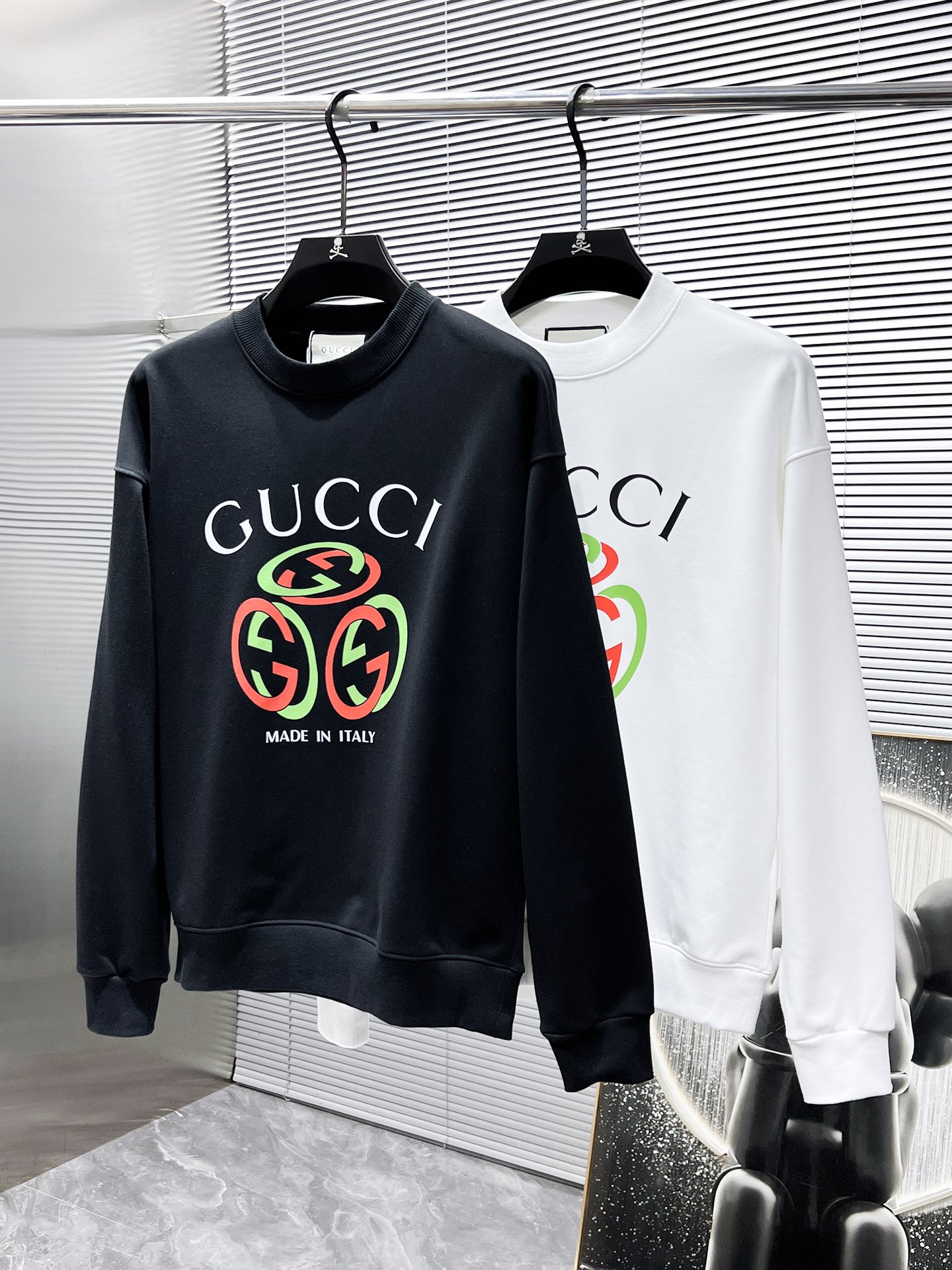 GUCCI ロゴプリントスウェットシャツ 2色入 - 画像 8