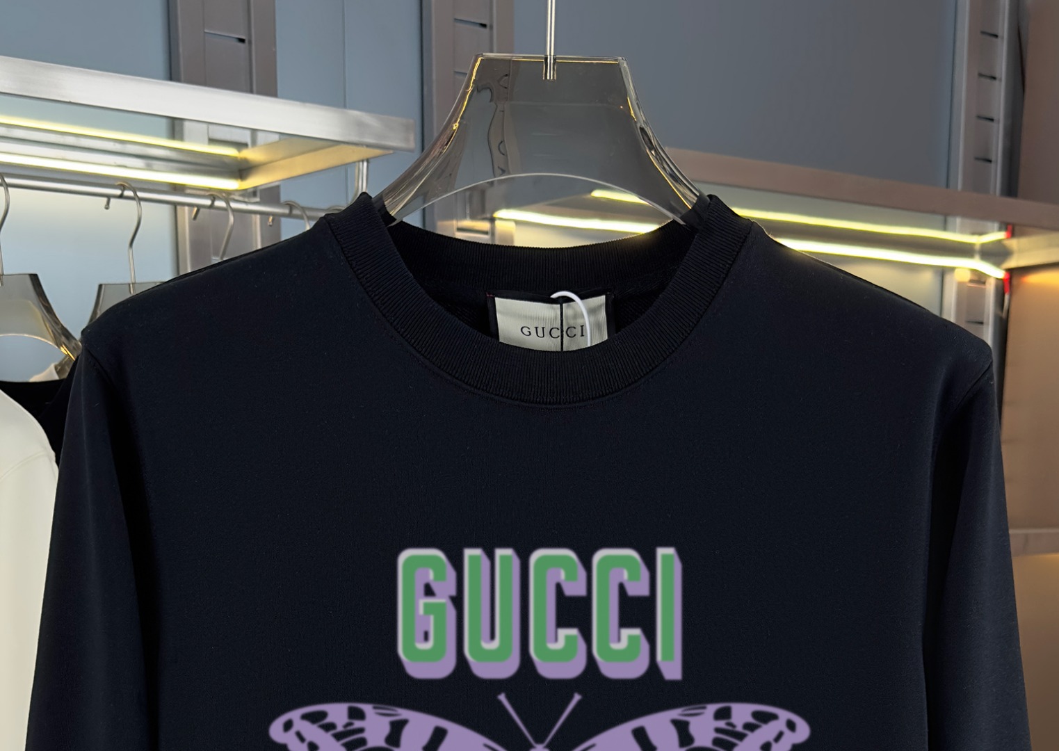 GUCCI ロゴ フルーツ ファミリー ファッション メンズ ブラック 1色入 - 画像 4