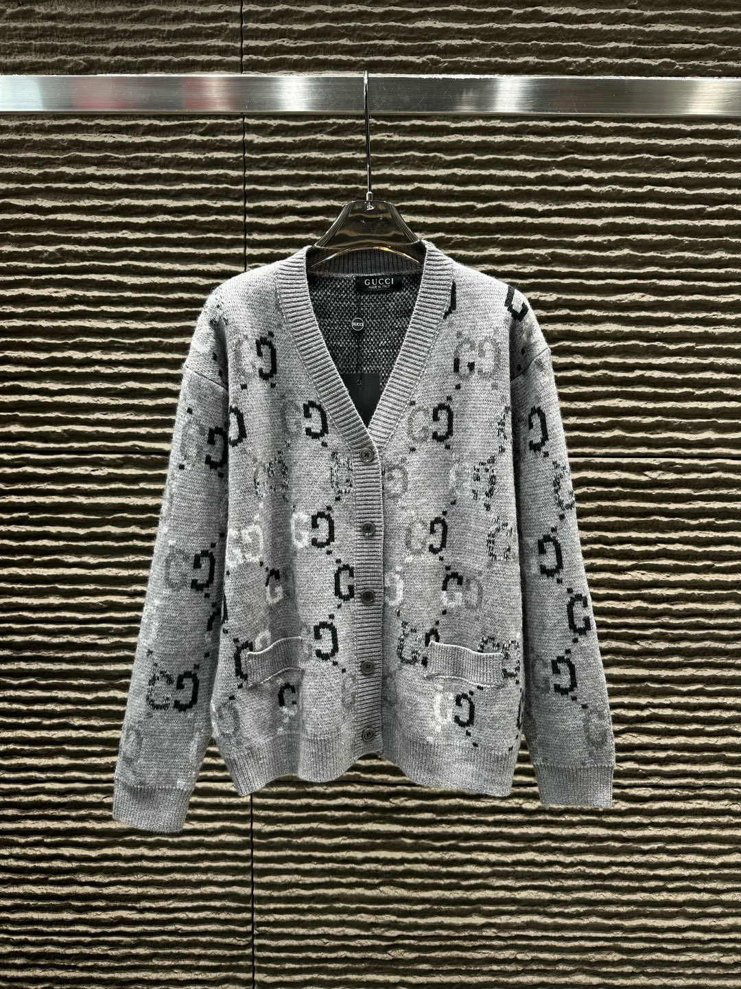 GUCCI ニットカーディガン ブルー・グレー 2色入 - 画像 5