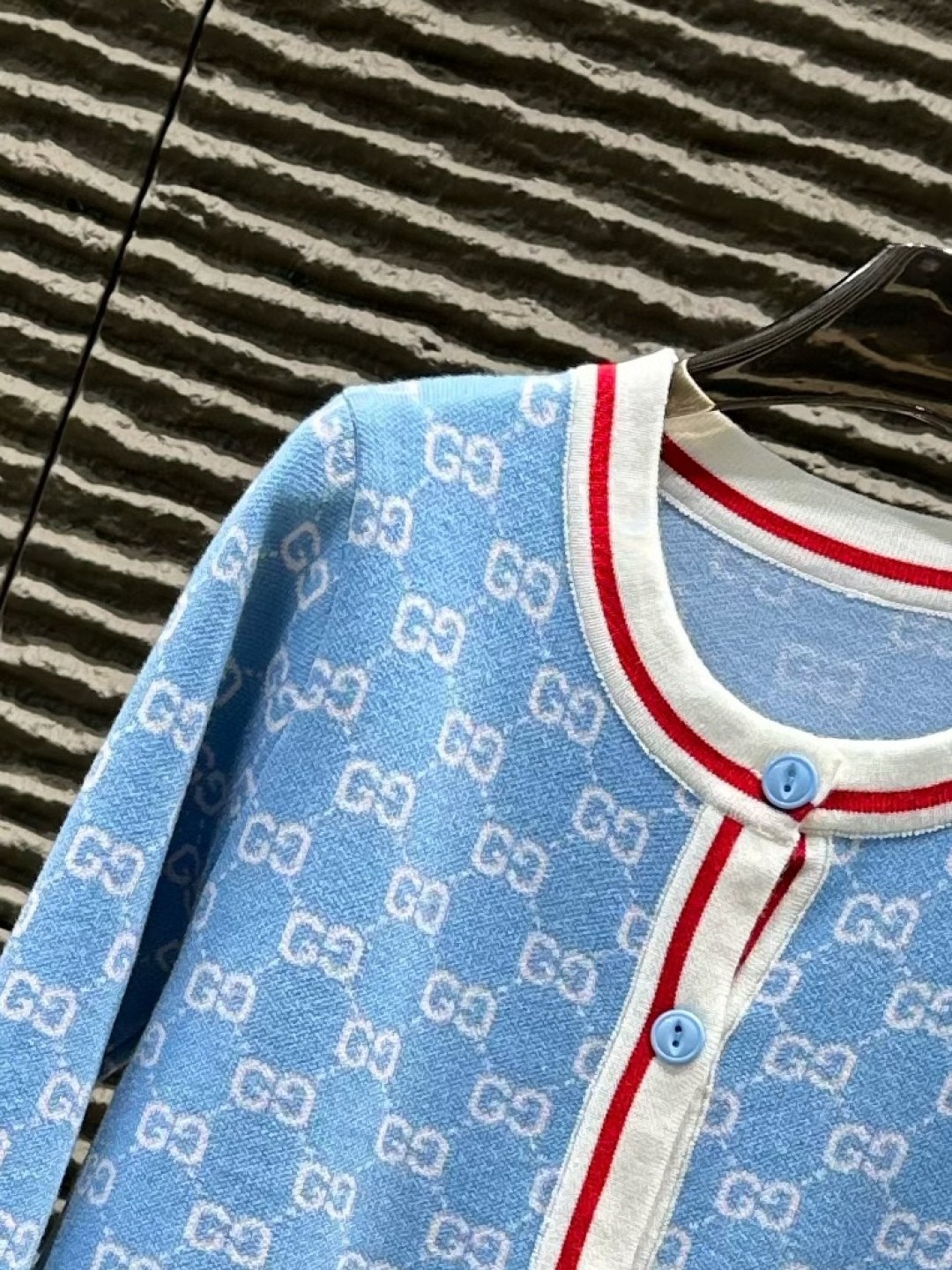 GUCCI レディース カーディガン 2色入 - 画像 4