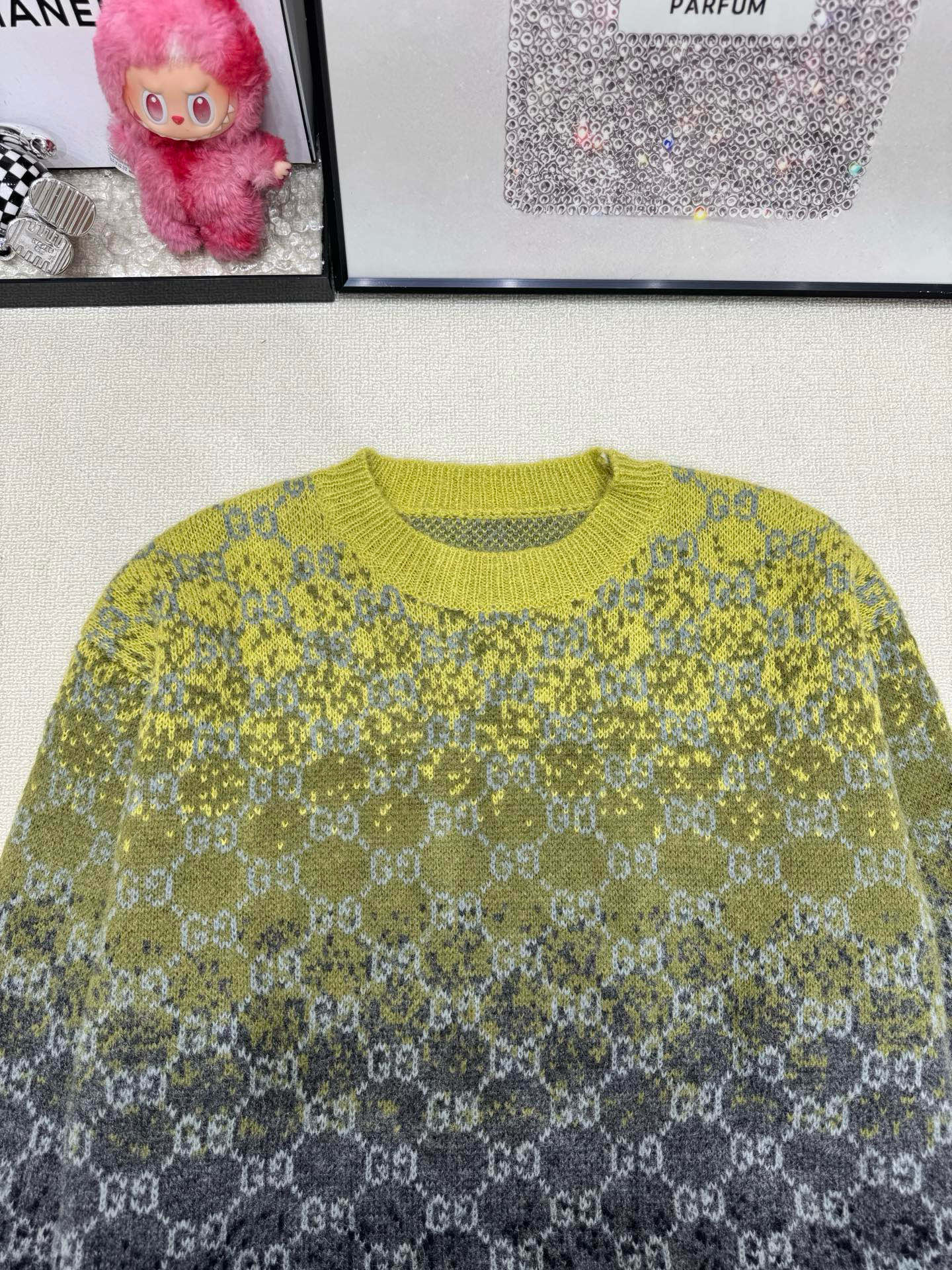 GUCCI ニット 3色入 グラデーション柄 レディース - 画像 3
