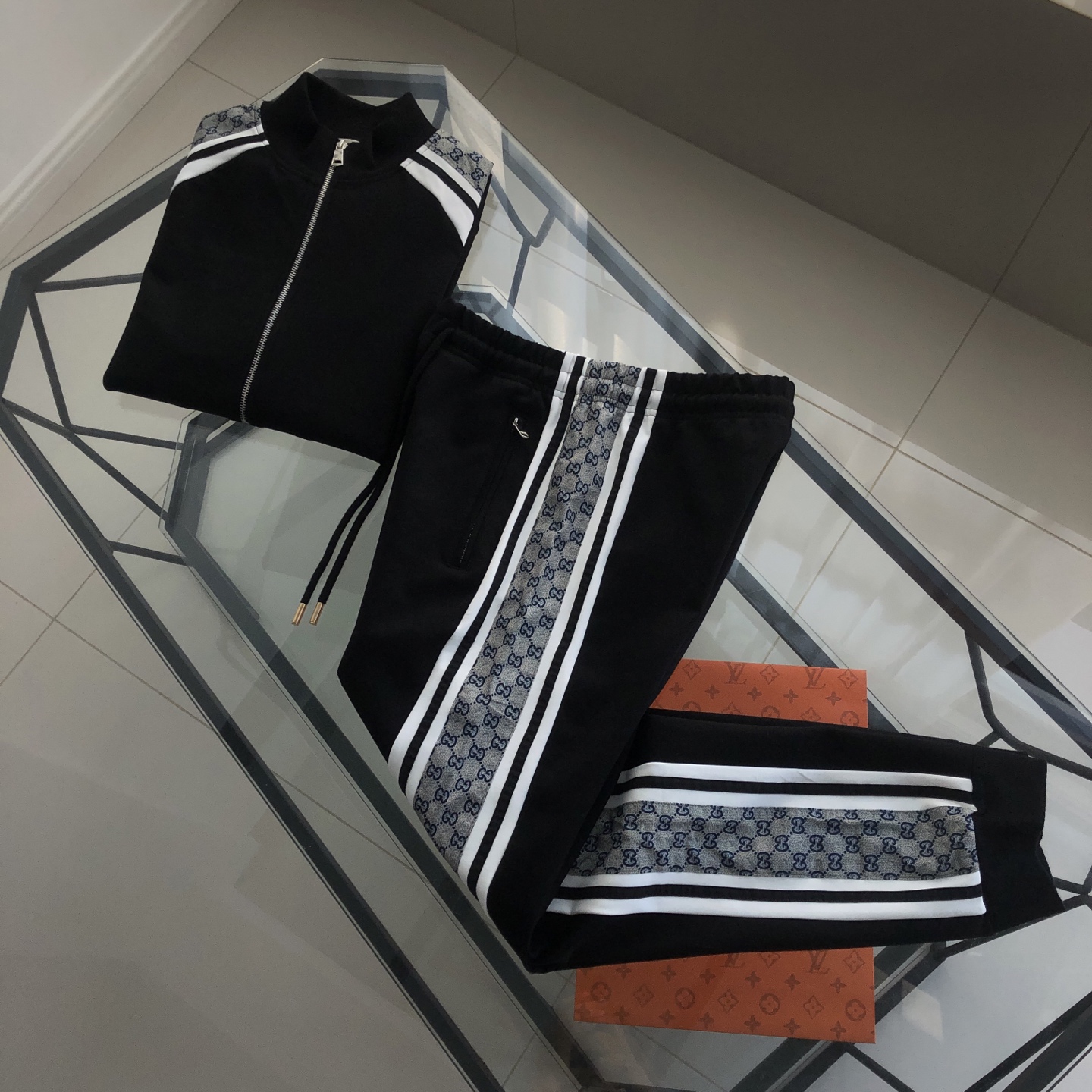 GUCCI スウェットパンツ ブラック 2色入 - 画像 9