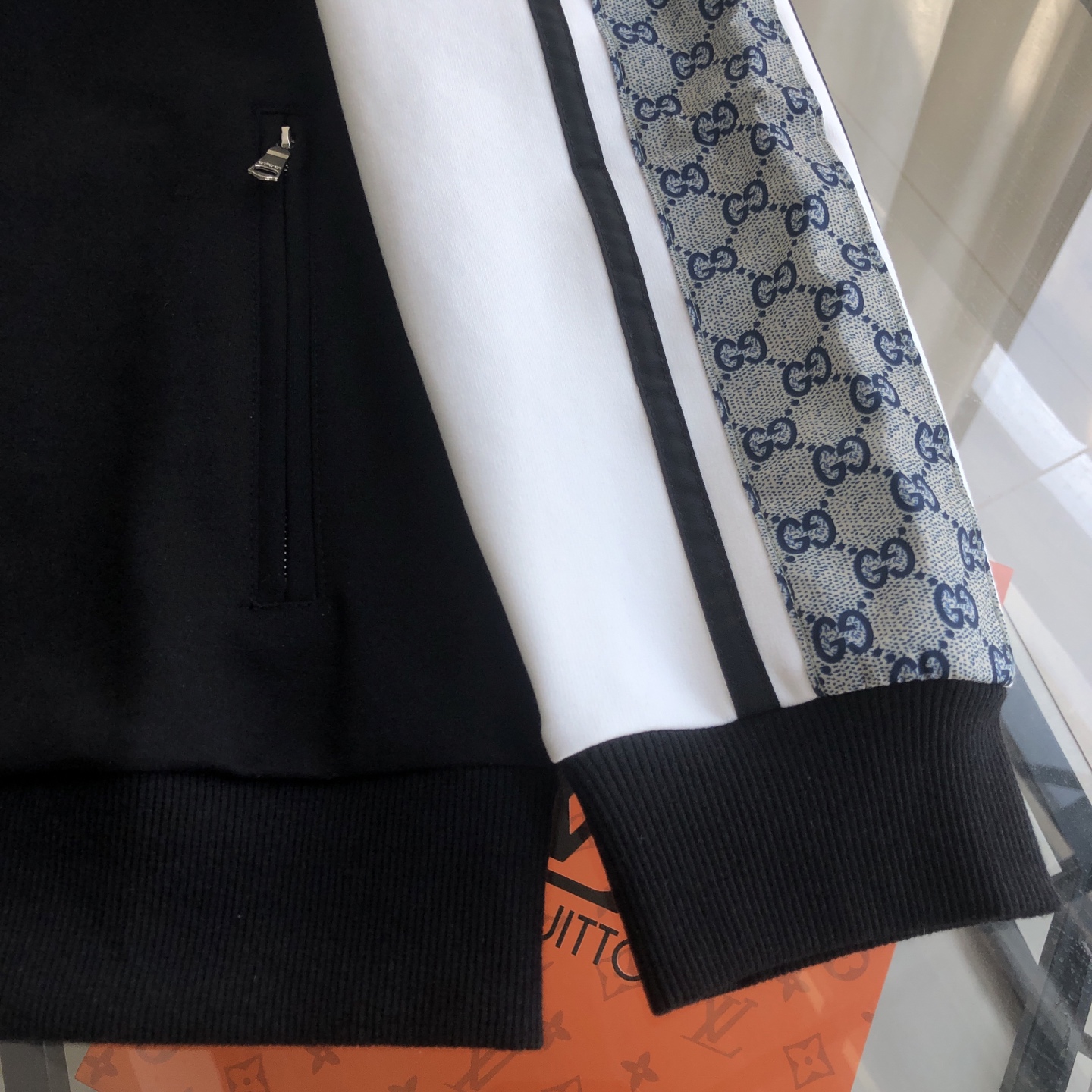 GUCCI メンズ トラックジャケット 2色入 - 画像 5