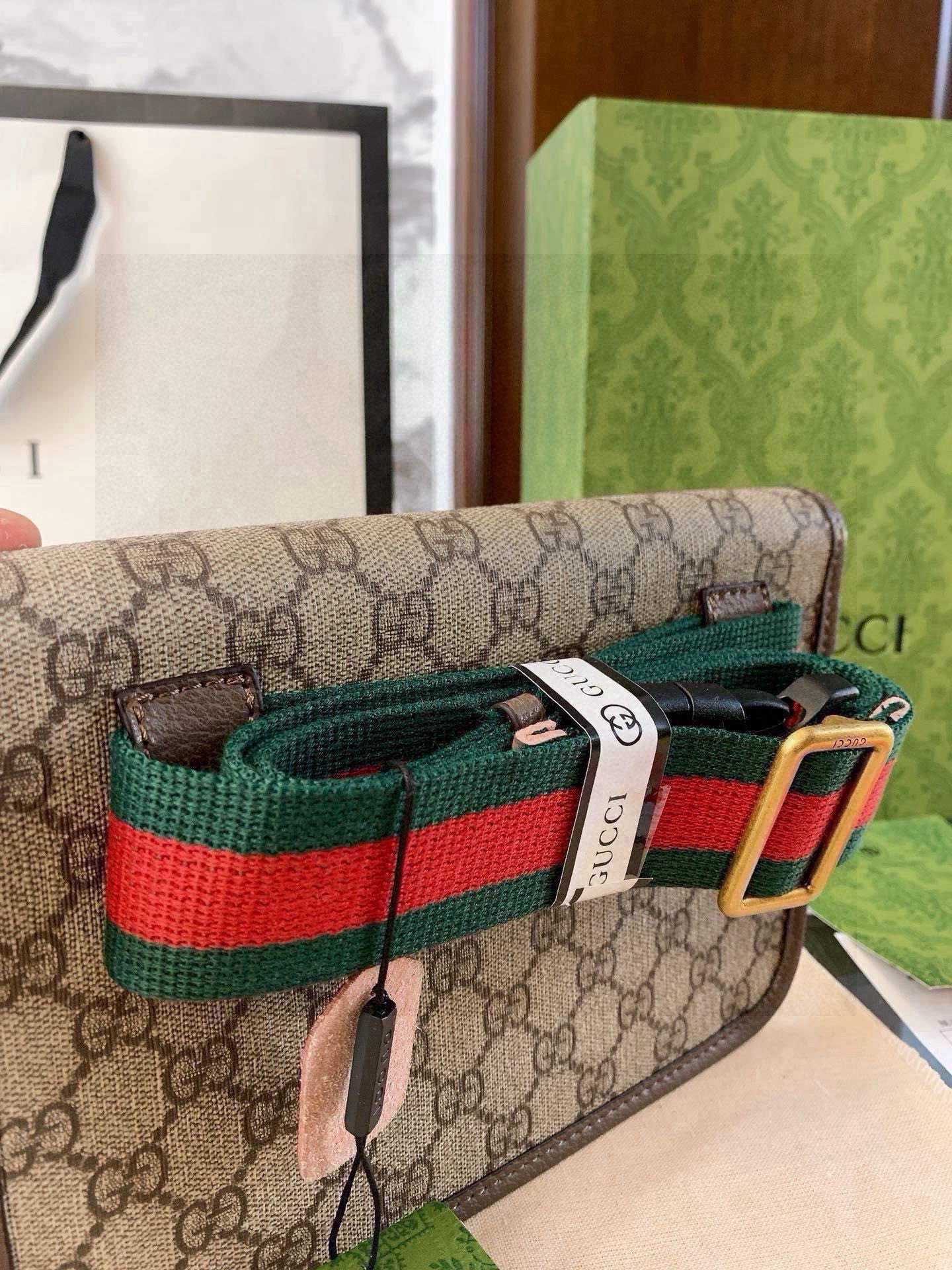 GUCCI グッチ ウォレット ベルト付き 2色入 - 画像 8