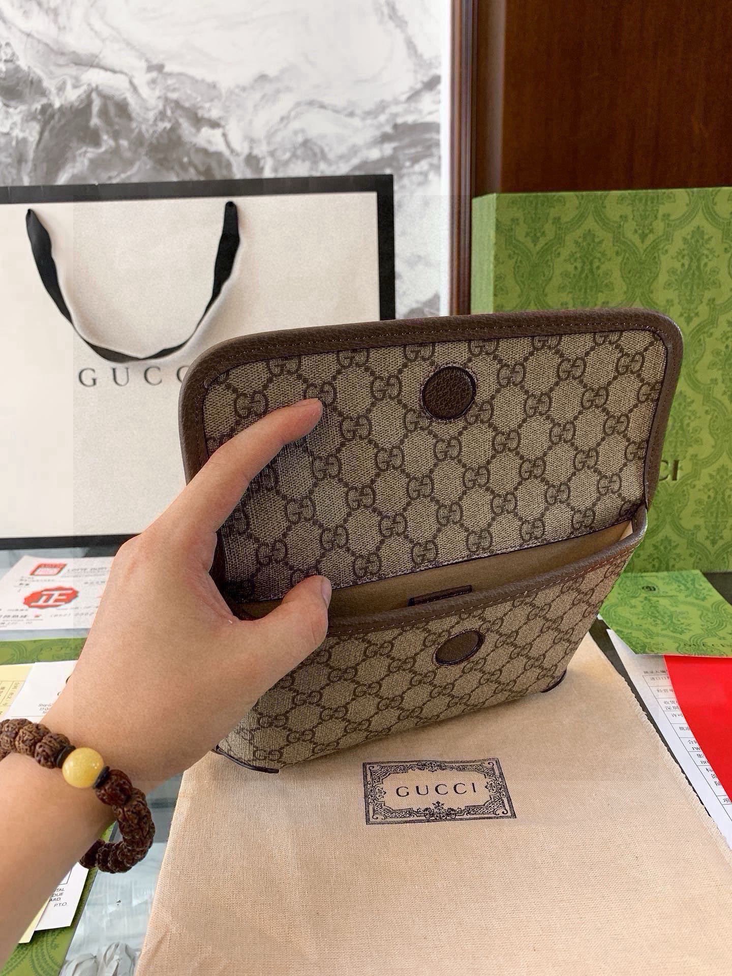 GUCCI グッチ ウォレット ベルト付き 2色入 - 画像 9
