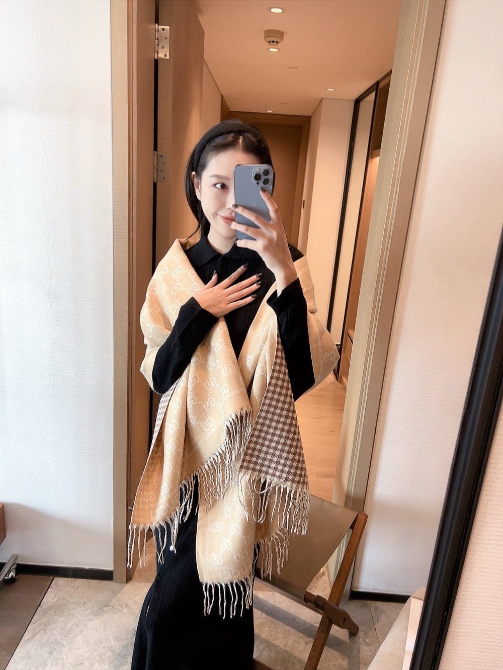 GUCCI 二つ面デザイン スカーフ 4色入