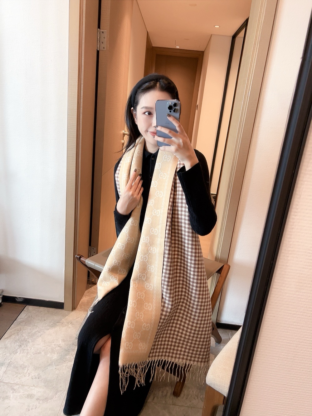 GUCCI 二つ面デザイン スカーフ 4色入 - 画像 2
