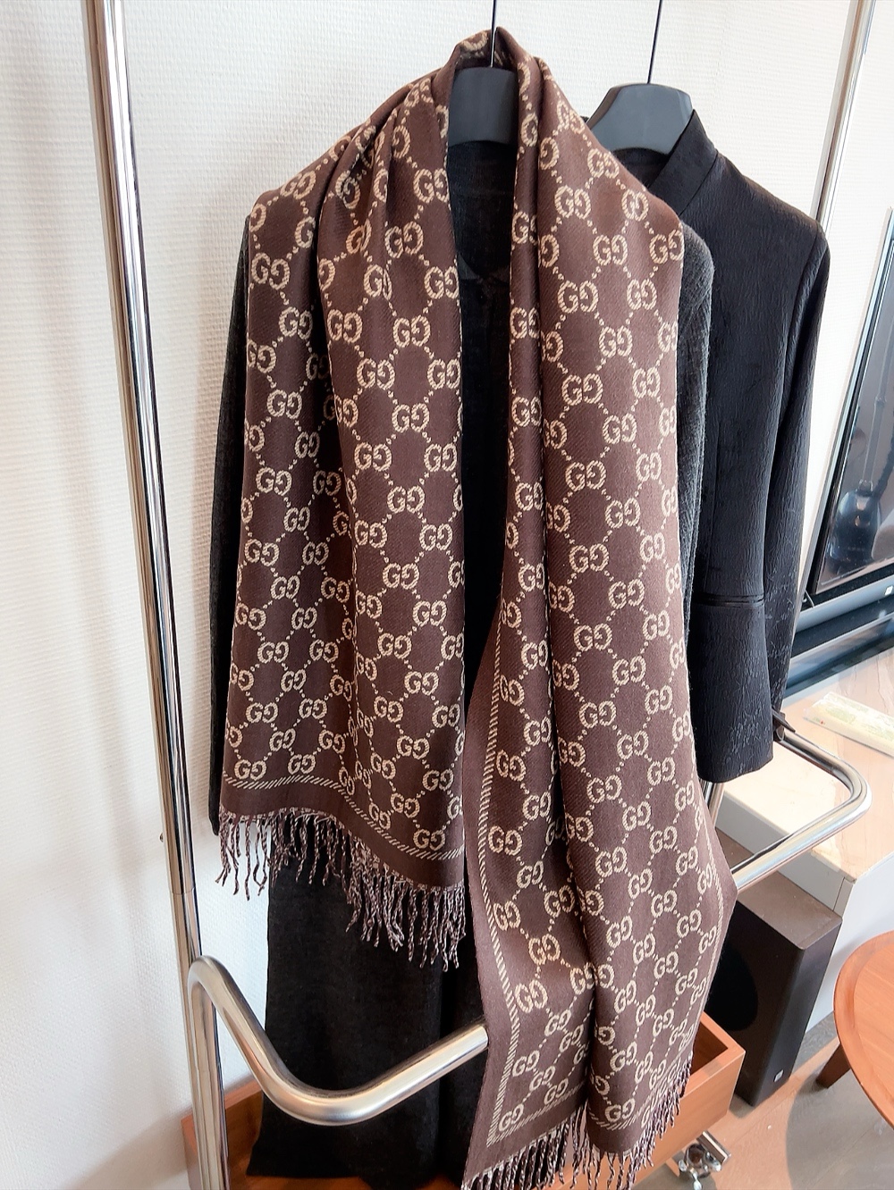 GUCCI 二つ面デザイン スカーフ 4色入 - 画像 7