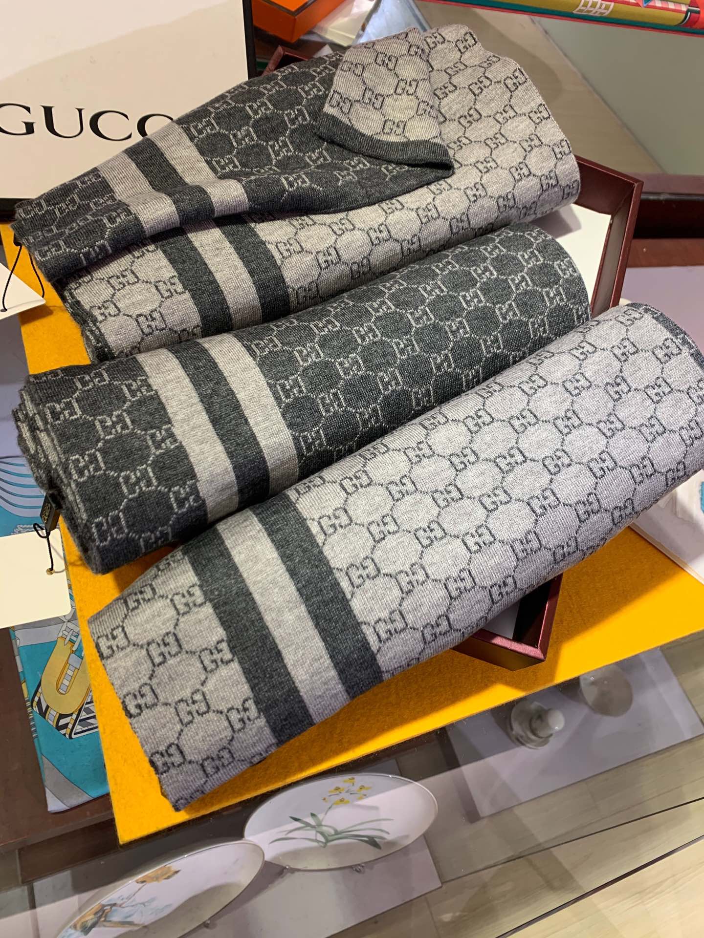 GUCCI スカーフ 3色入 メンズ レディース 保温 - 画像 3
