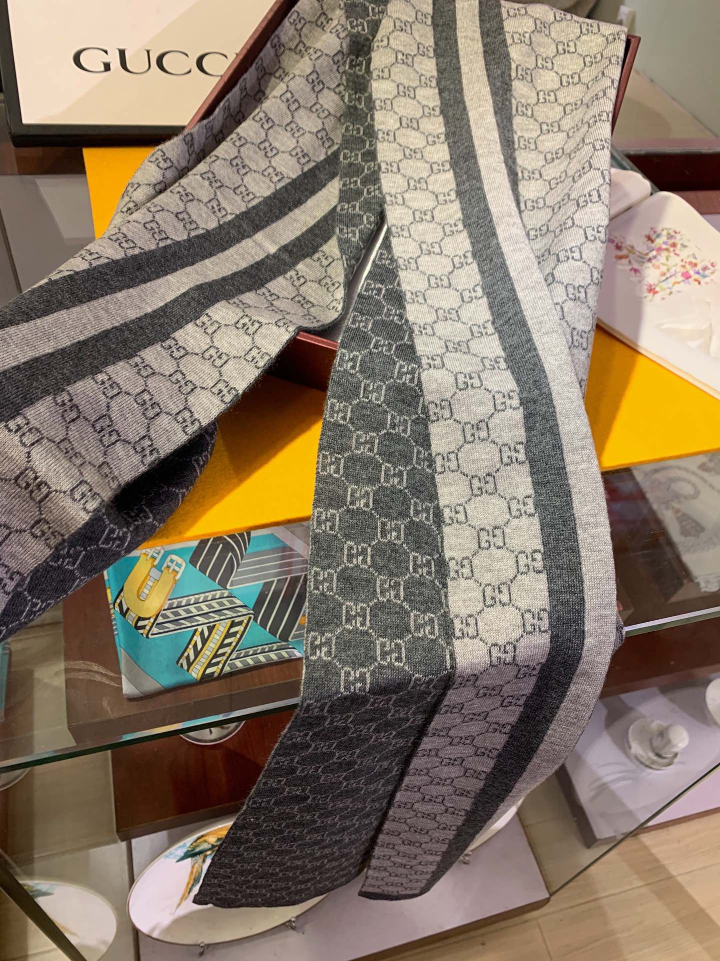 GUCCI スカーフ 3色入 メンズ レディース 保温 - 画像 6