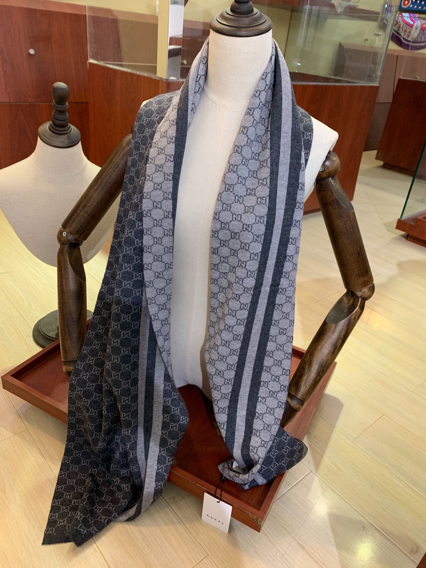GUCCI スカーフ 3色入 メンズ レディース 保温 - 画像 9
