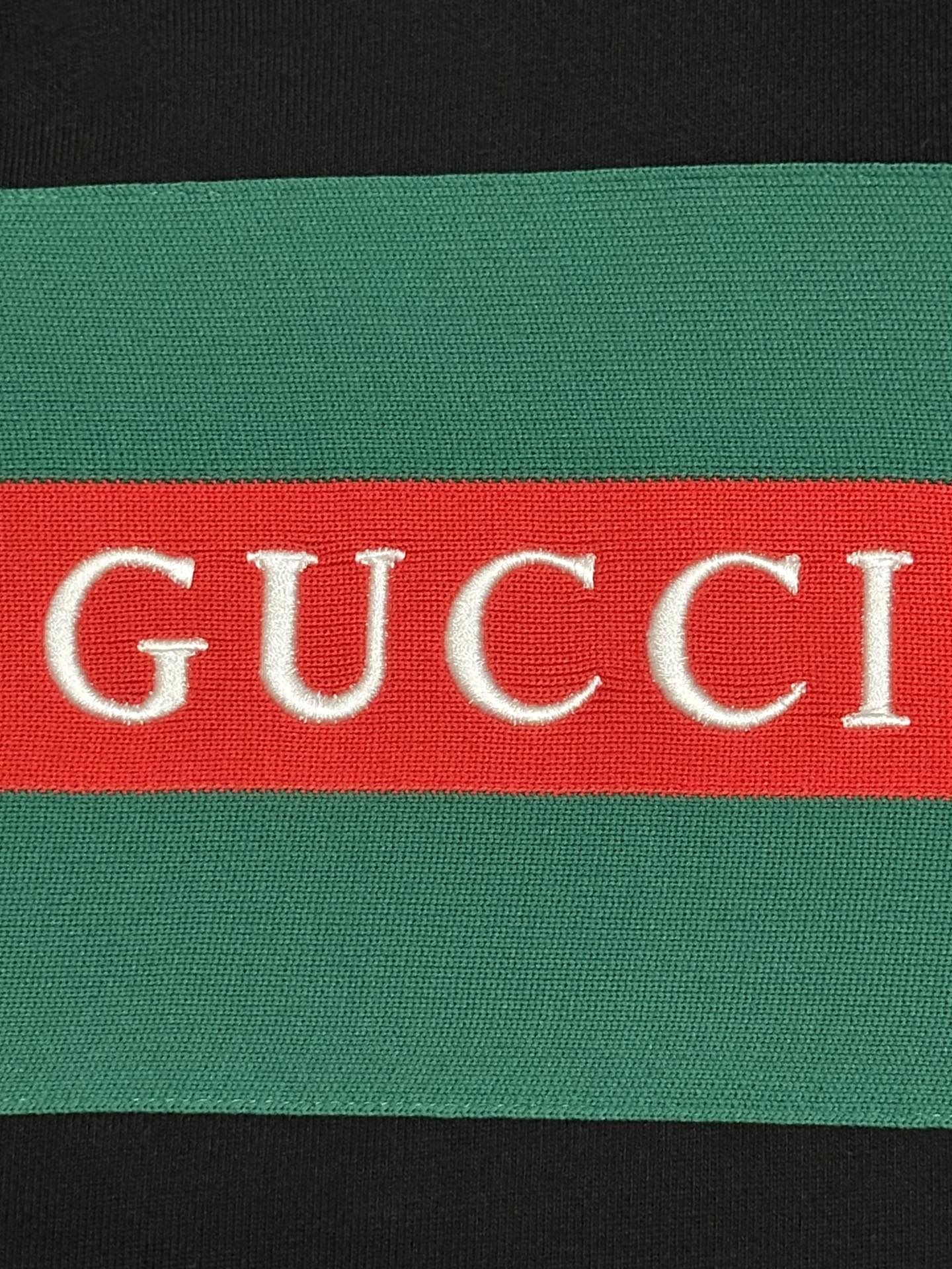 GUCCI メンズ ジップパーカー ブラック グリーンレッドストライプ - 画像 4