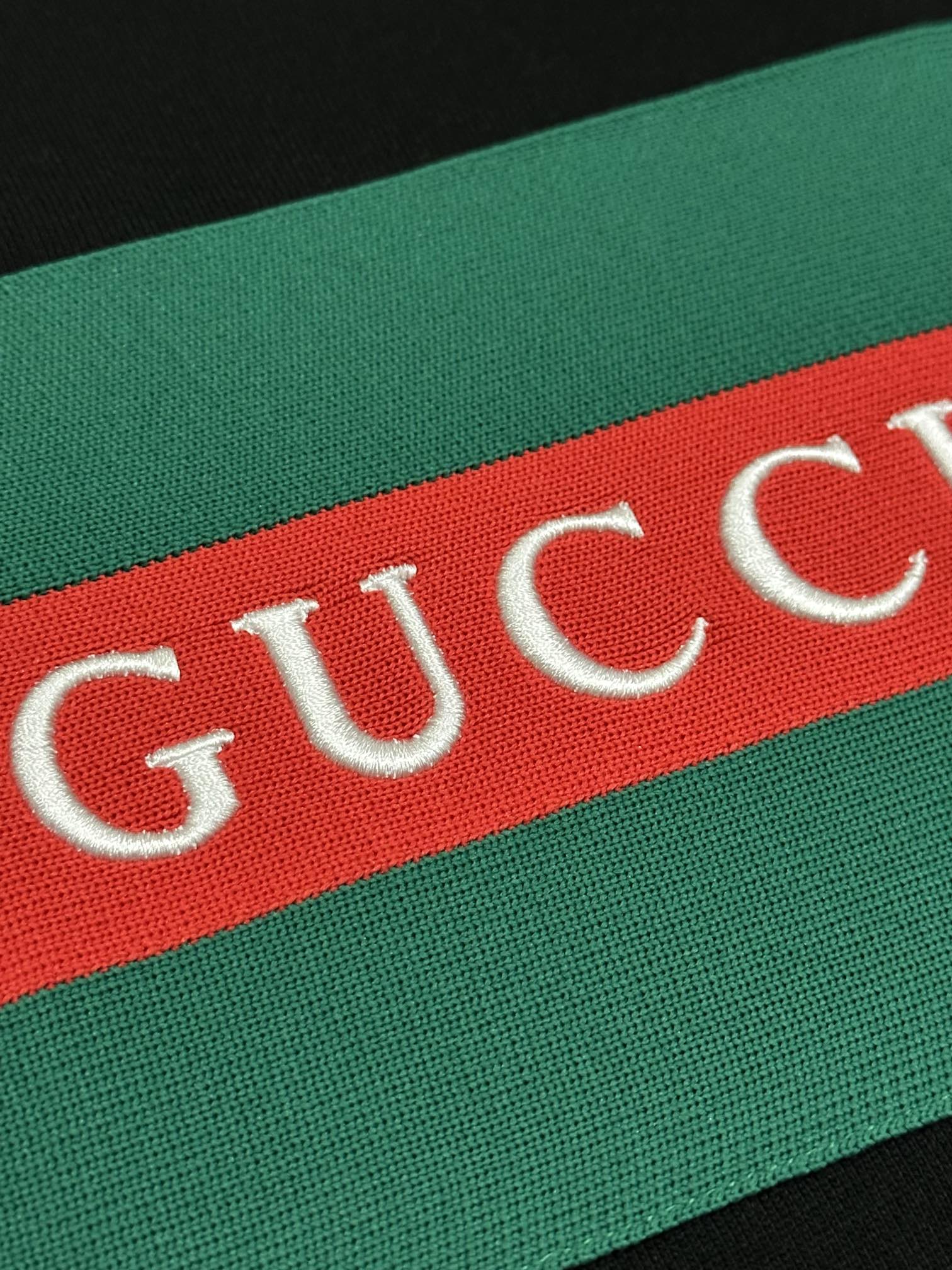 GUCCI メンズ ジップパーカー ブラック グリーンレッドストライプ - 画像 6
