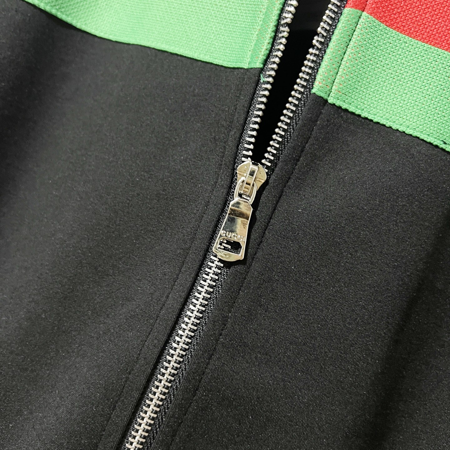 GUCCI フードなしジャケット ブラック 1色 - 画像 9