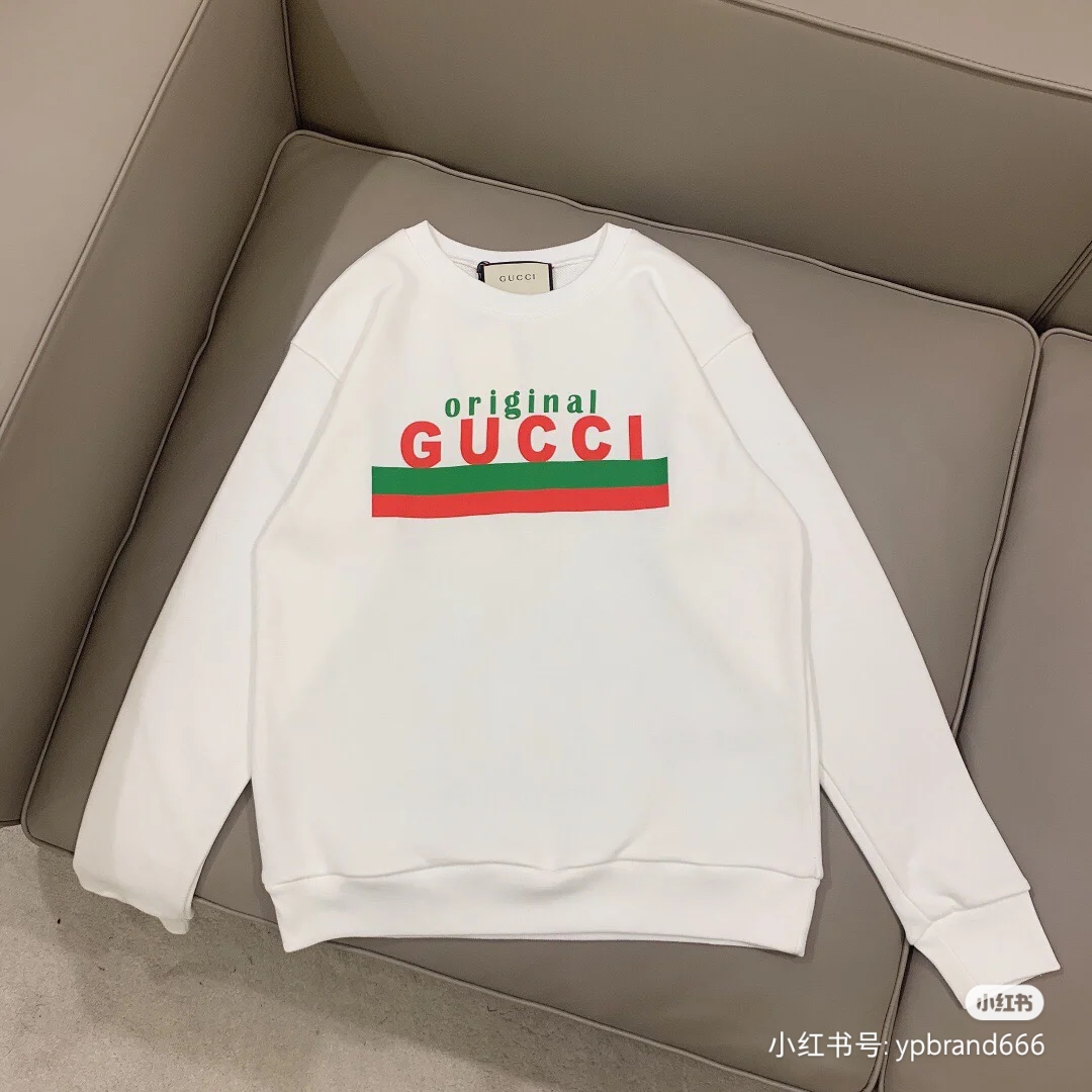 GUCCI ロゴスウェットシャツ 2色入