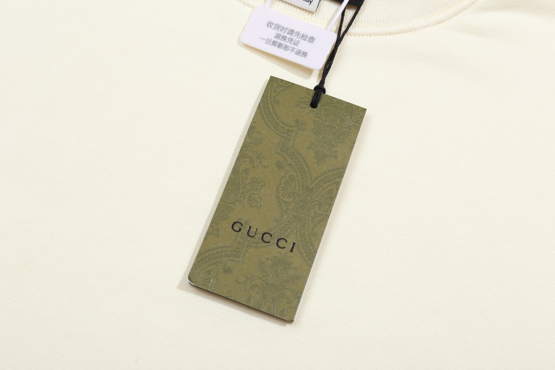GUCCI ロゴパーカー クルーネック 白 1色 - 画像 4