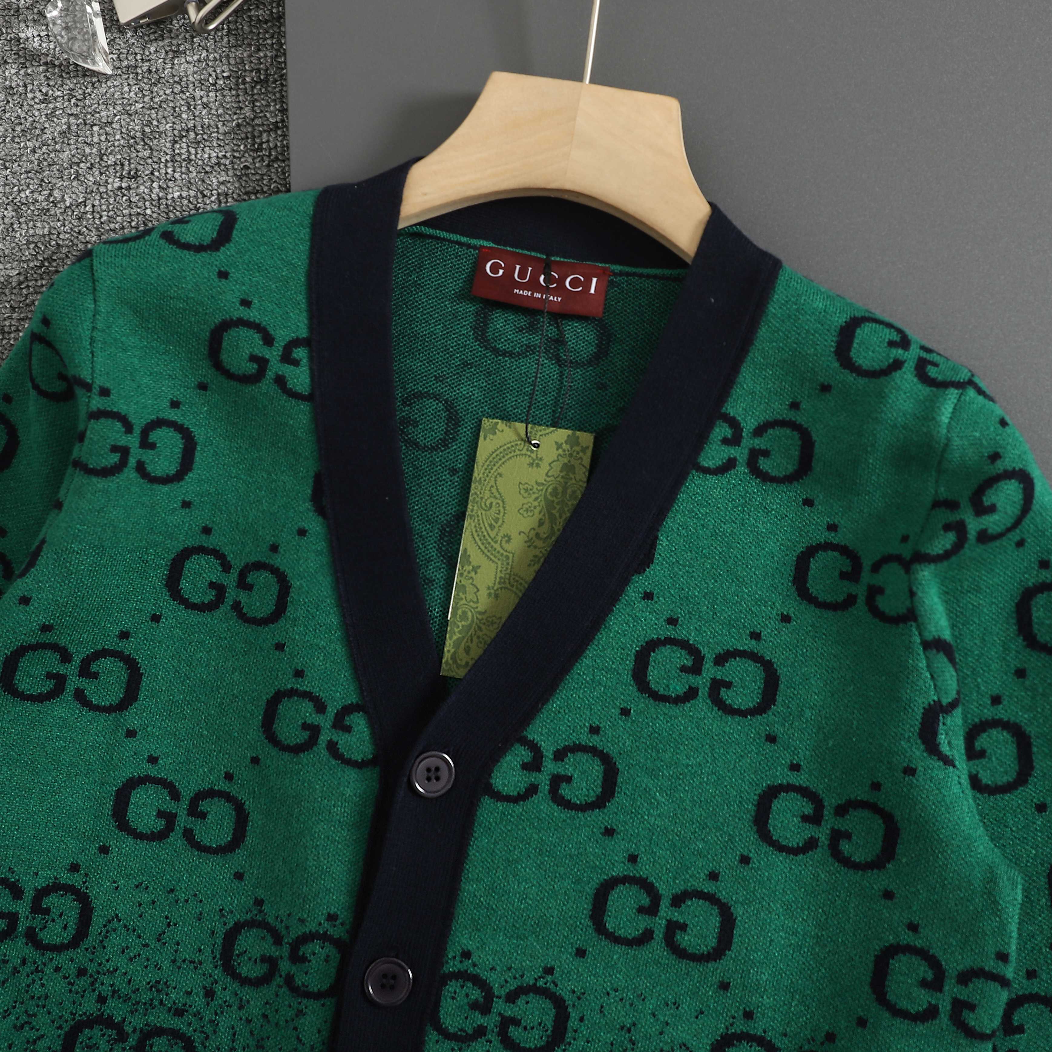 GUCCI ニット カーディガン 2色入 - 画像 8