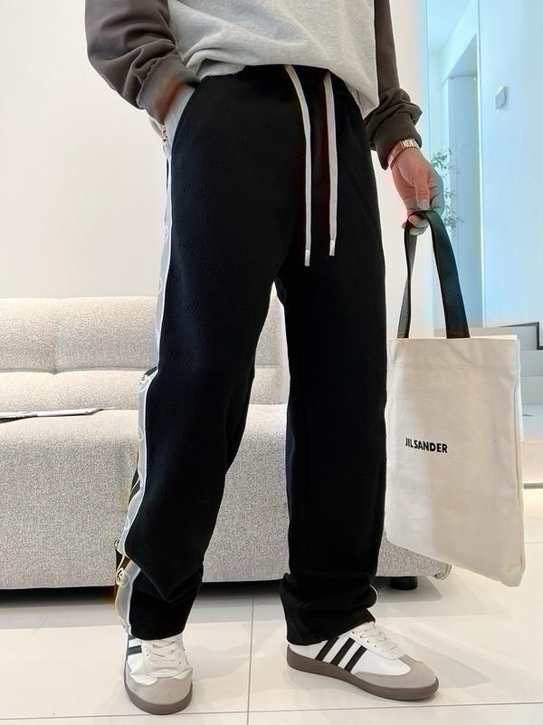GUCCI メンズ スウェットパンツ ブラック 3色入 - 画像 3