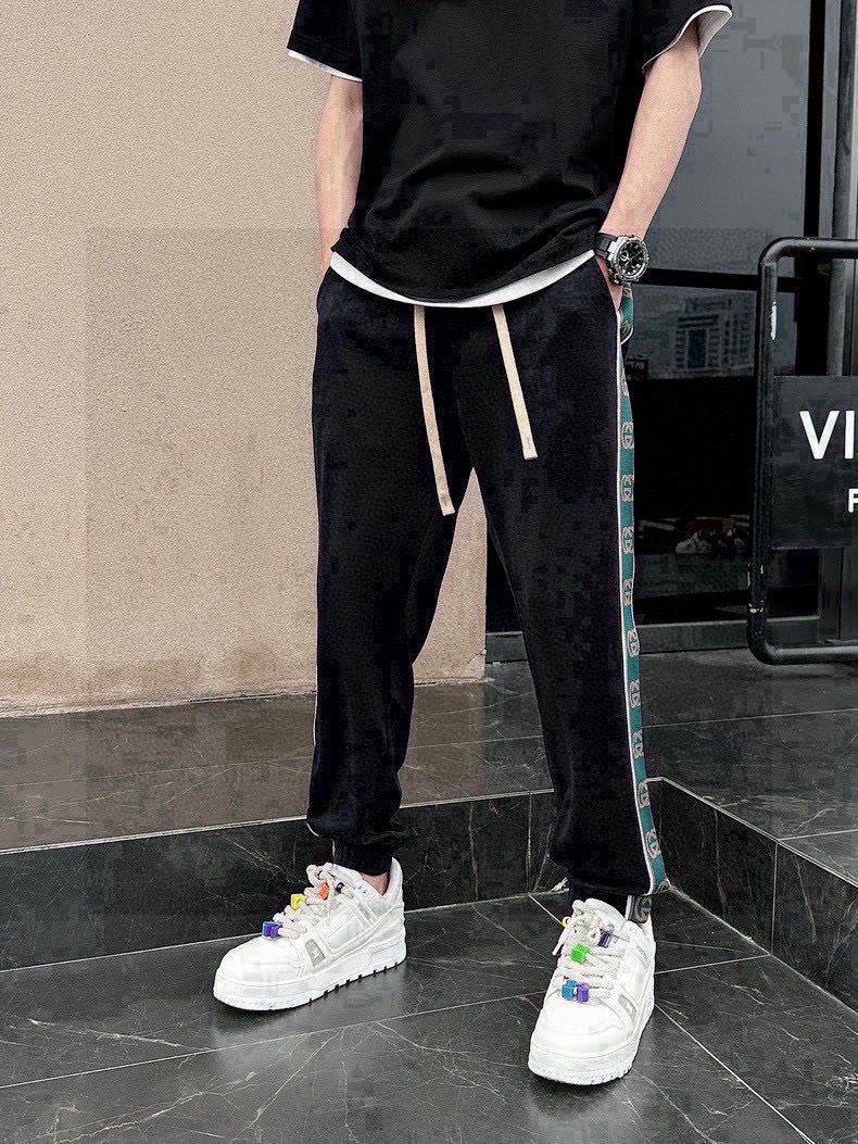 GUCCI メンズ フレックスパンツ ブラック 1色 - 画像 2