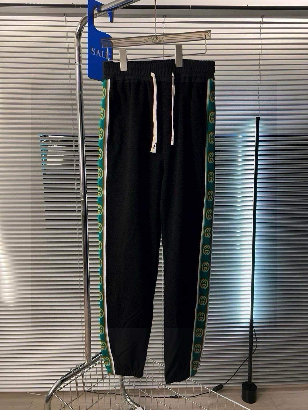 GUCCI メンズ フレックスパンツ ブラック 1色 - 画像 7