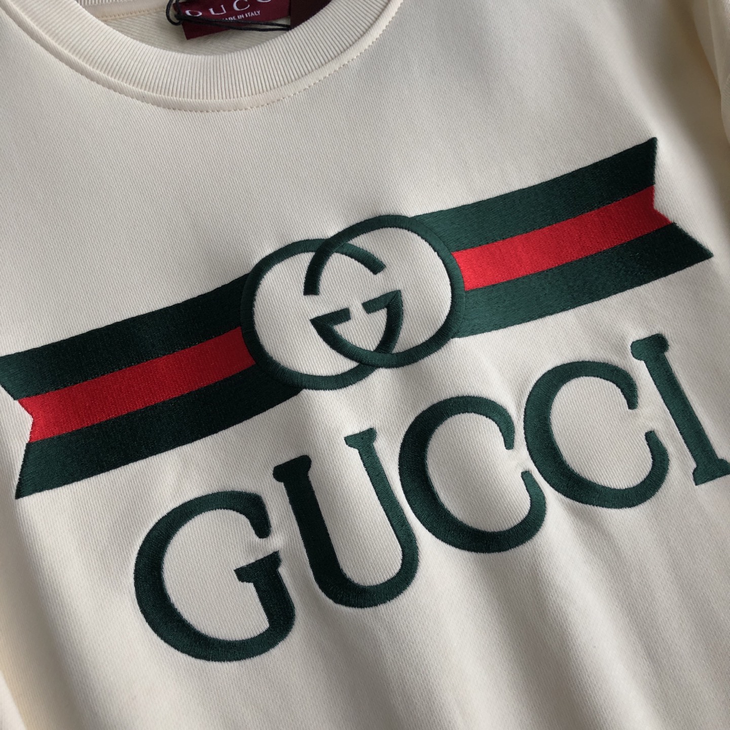 GUCCI ロゴ スウェットシャツ 2色入 - 画像 4