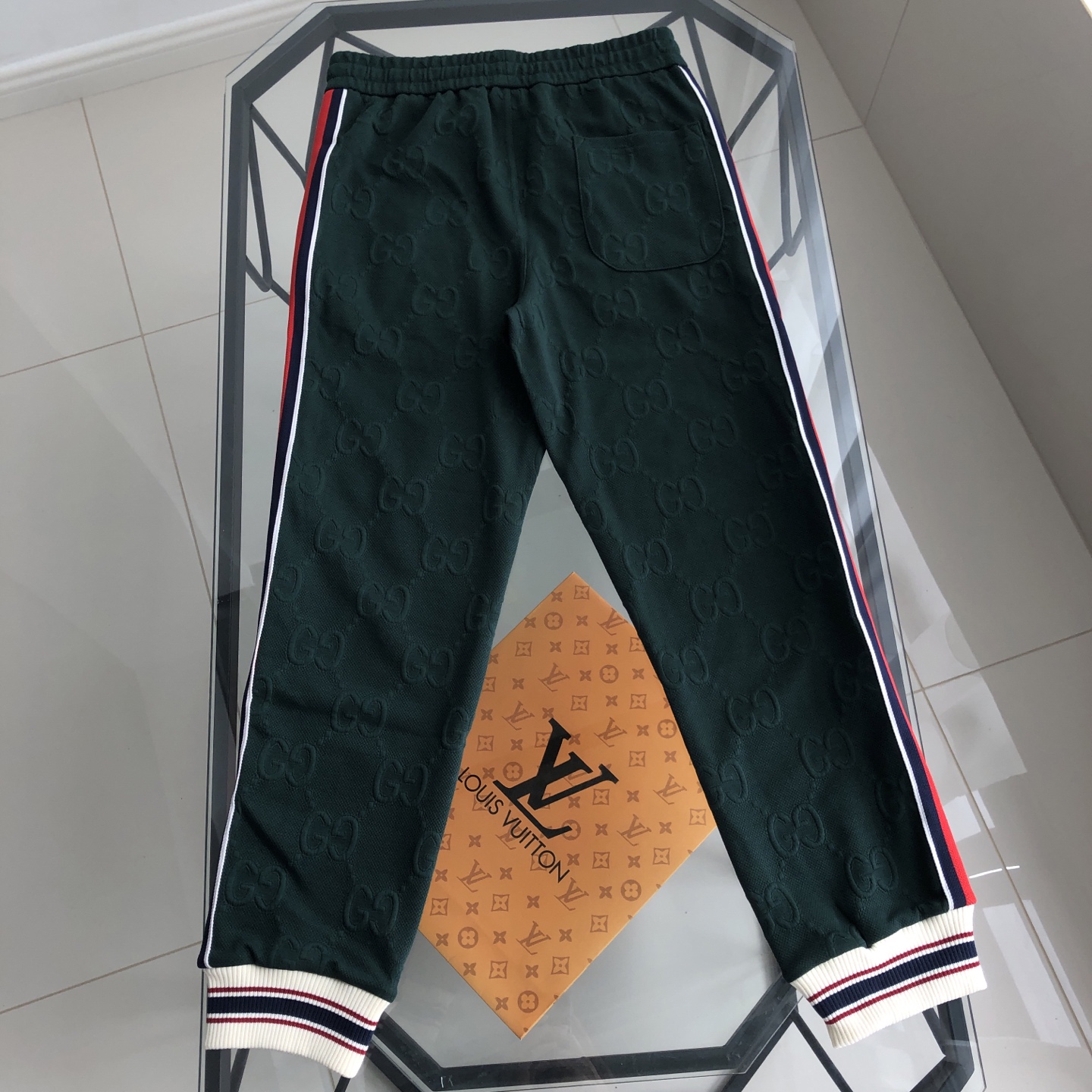 GUCCI グッチ メンズ トラックパンツ 3色入 - 画像 2