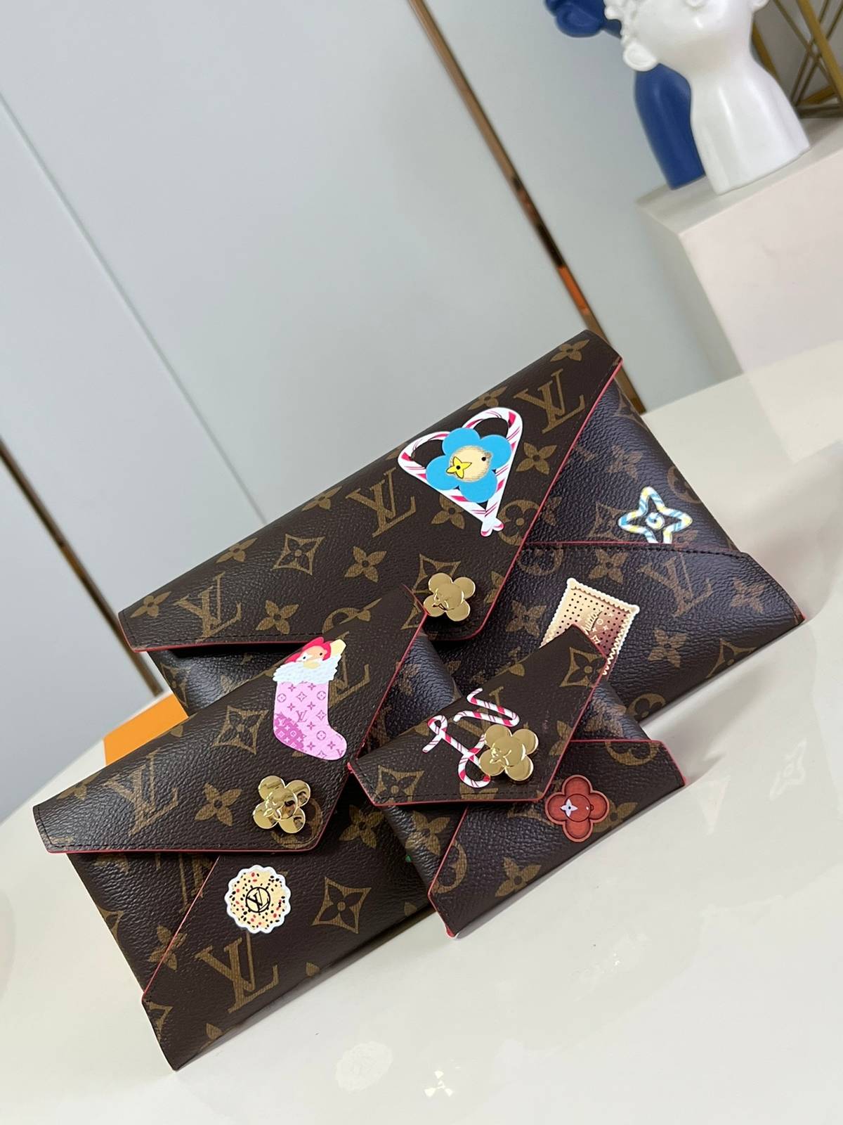 LOUIS VUITTON ルイヴィトン モノグラム ポルトフォイユ サラ レディース ブラウン - 画像 2