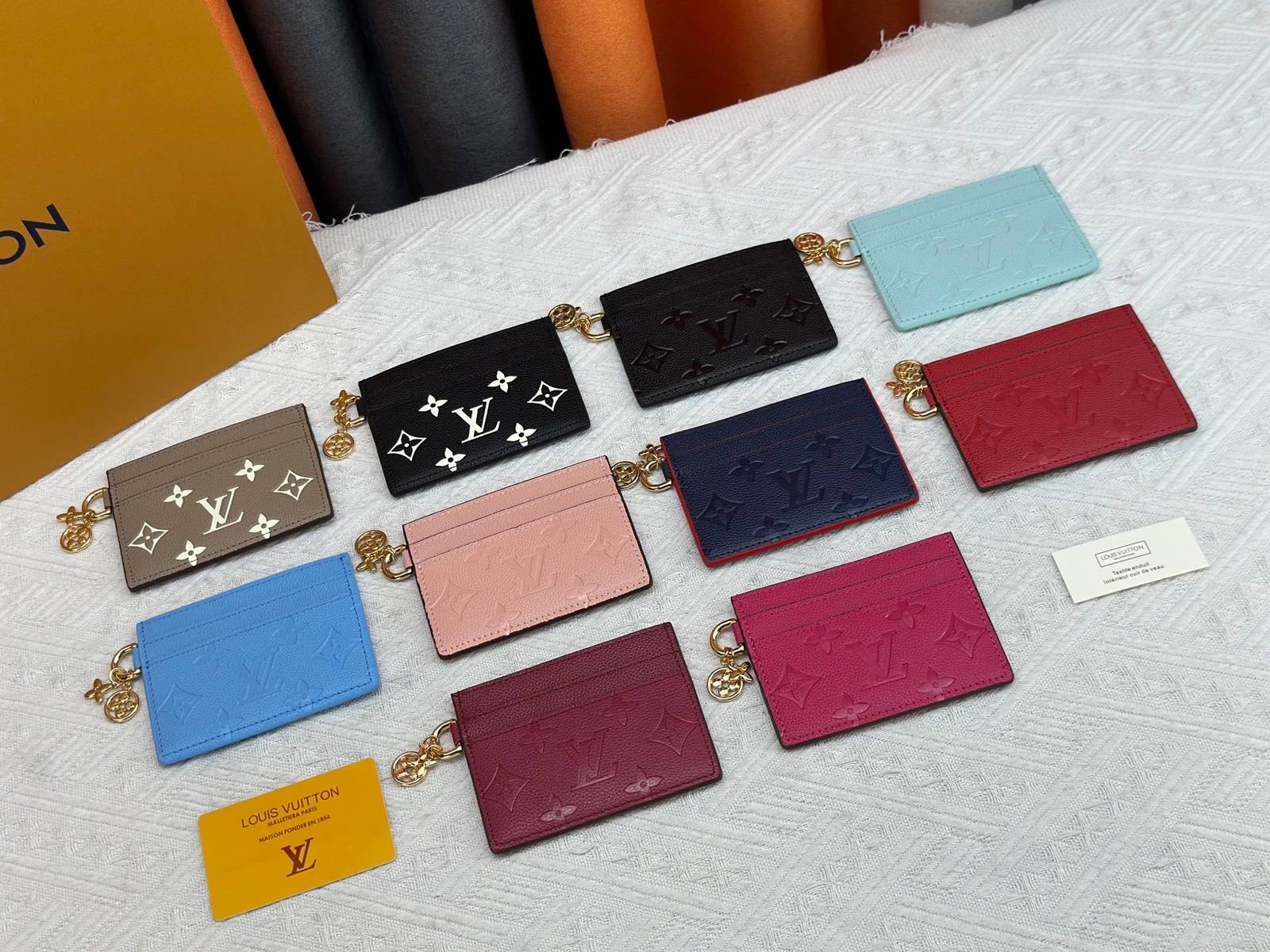 LOUIS VUITTON ルイヴィトン モノグラム ダミエ 長財布 二つ折り財布 レディース ブラック ホワイト ピンク グリーン ブルー - 画像 8