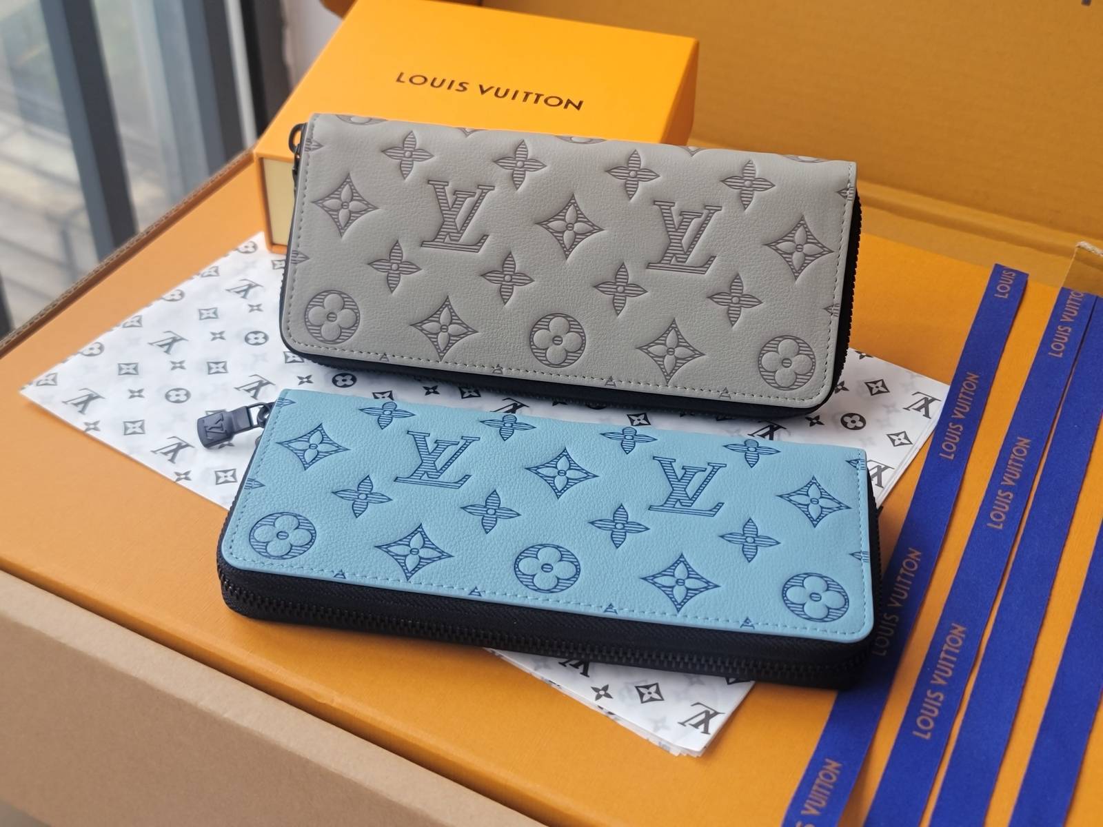 LOUIS VUITTON ルイヴィトン モノグラム ダミエ 長財布 二つ折り財布 レディース ブラック ホワイト ブルー ピンク